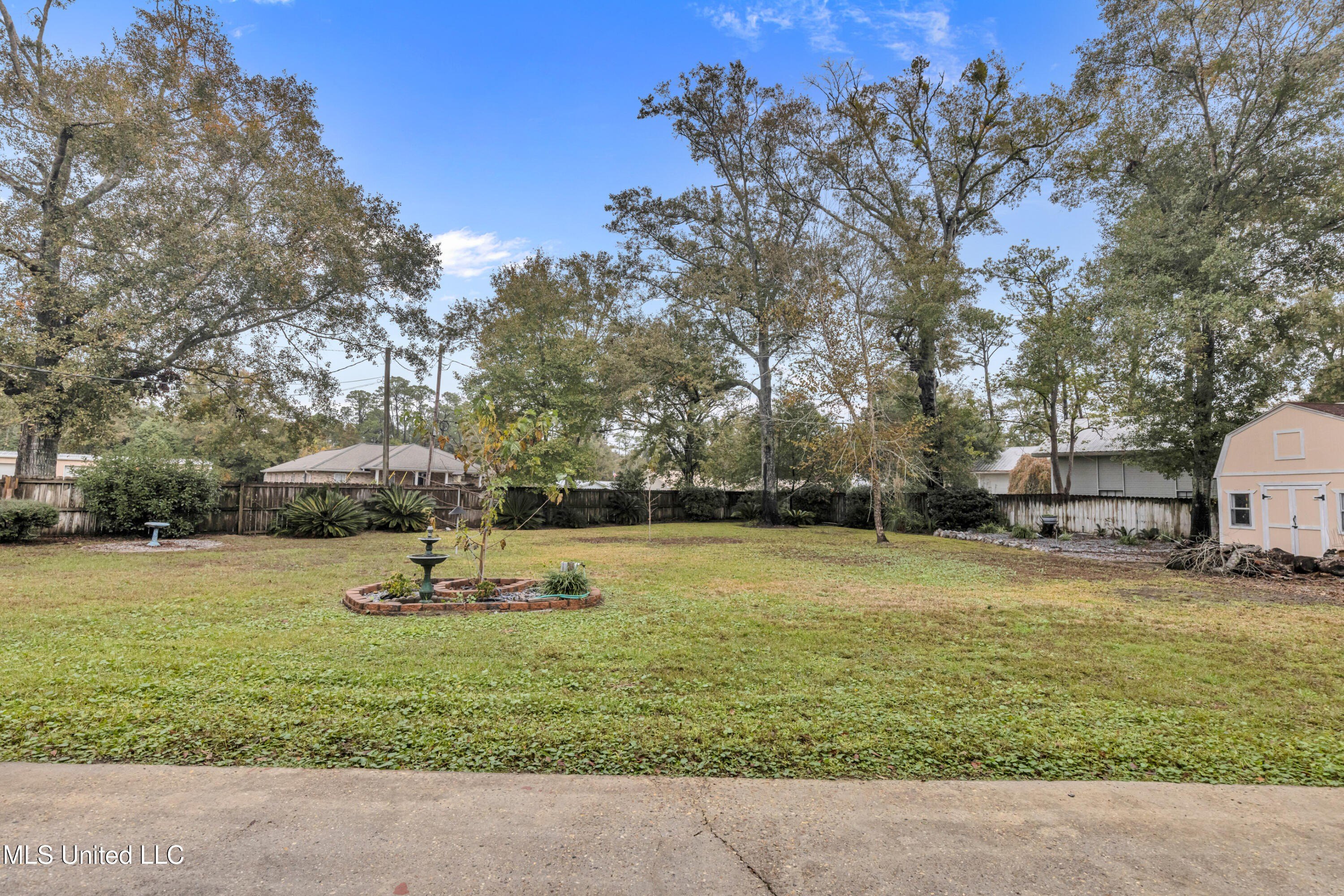 Waveland, Mississippi, 39576, United States, 3 Bedrooms Bedrooms, ,3 BathroomsBathrooms,Residential,For Sale,1942689