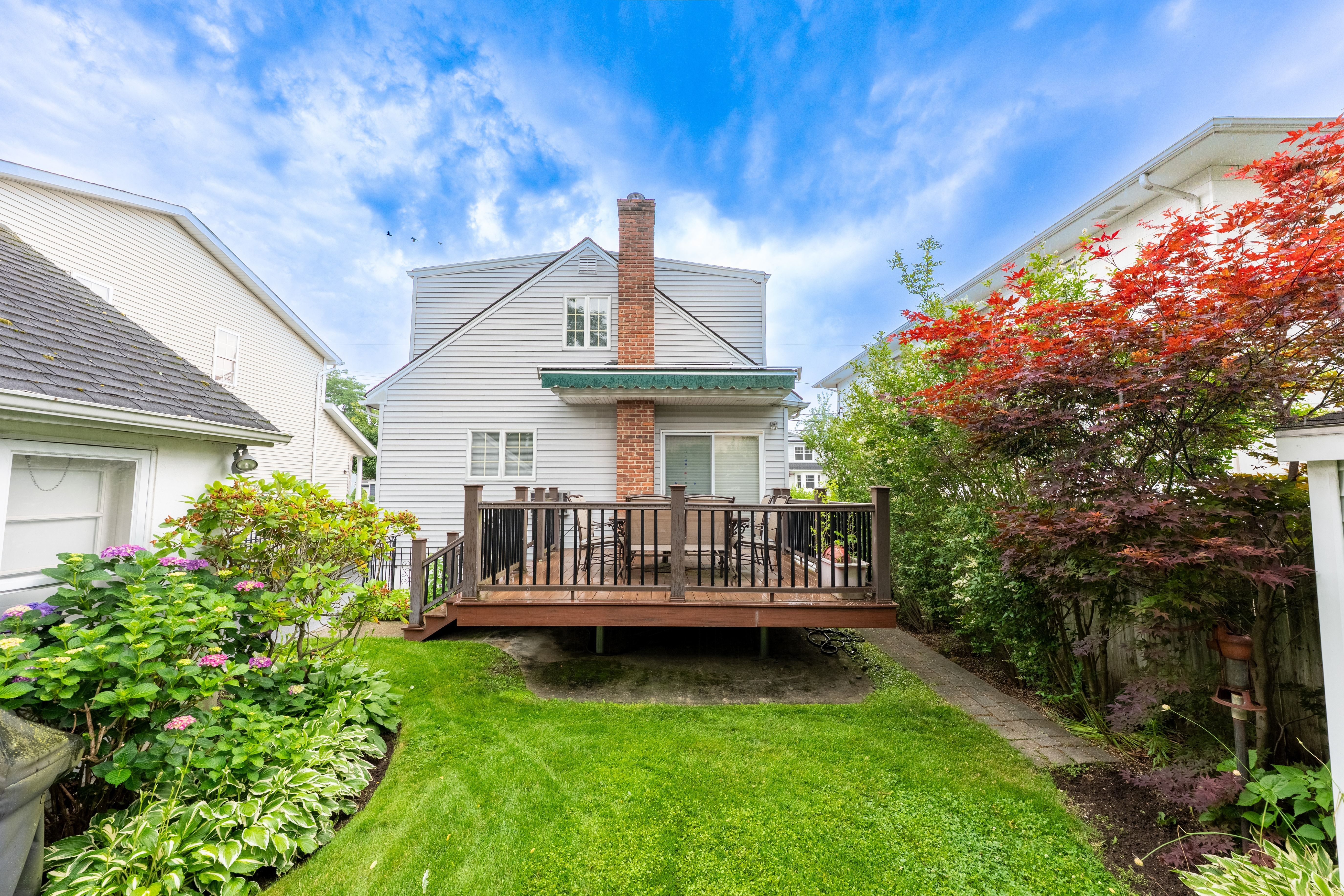  54 Edgewood Road, Port Washington, NY, 11050 - 物件實景