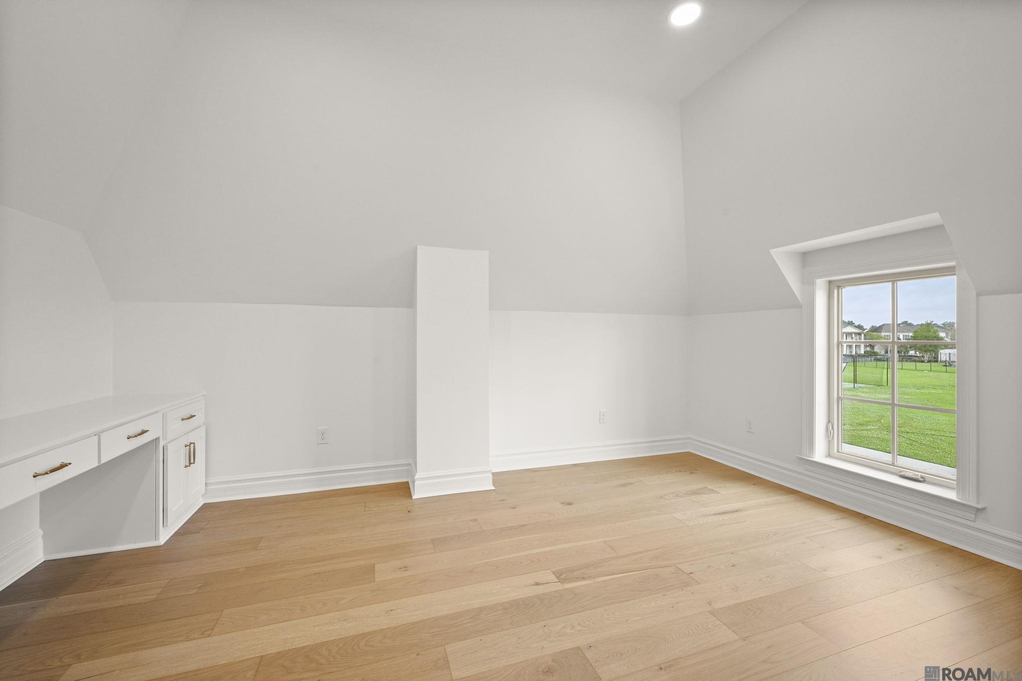 Baton Rouge, Louisiana, 70817, United States, 4 Bedrooms Bedrooms, ,3 BathroomsBathrooms,Residential,For Sale,2032762