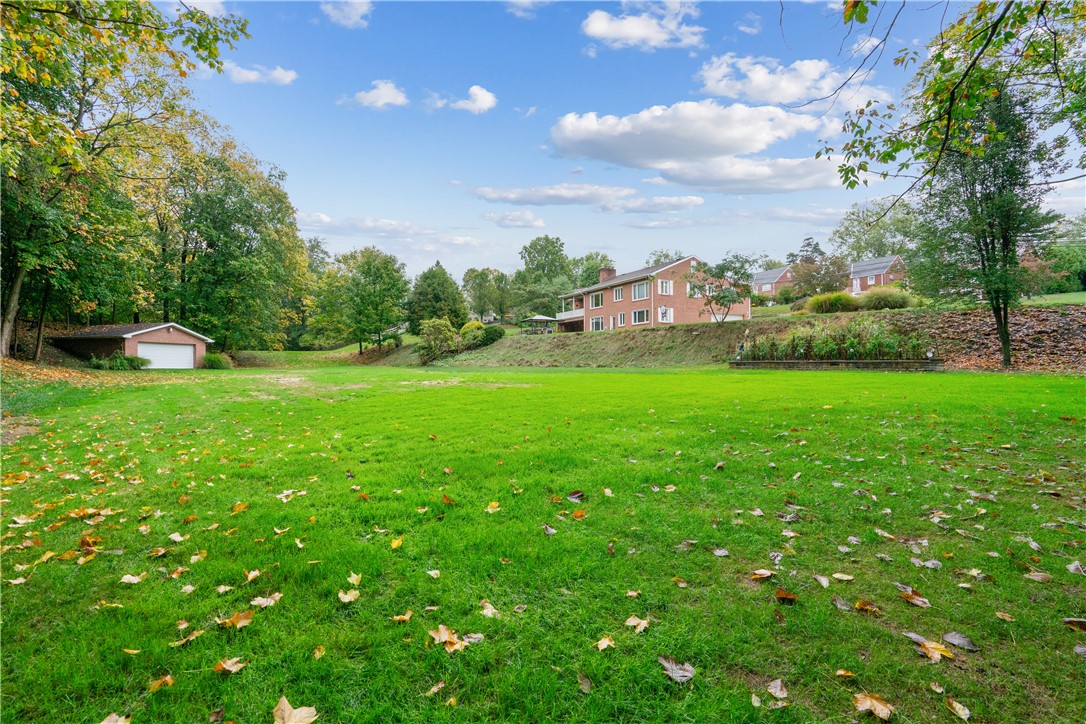 North Strabane, Pennsylvania, 15317, United States, 3 Bedrooms Bedrooms, ,3 BathroomsBathrooms,Residential,For Sale,1882986