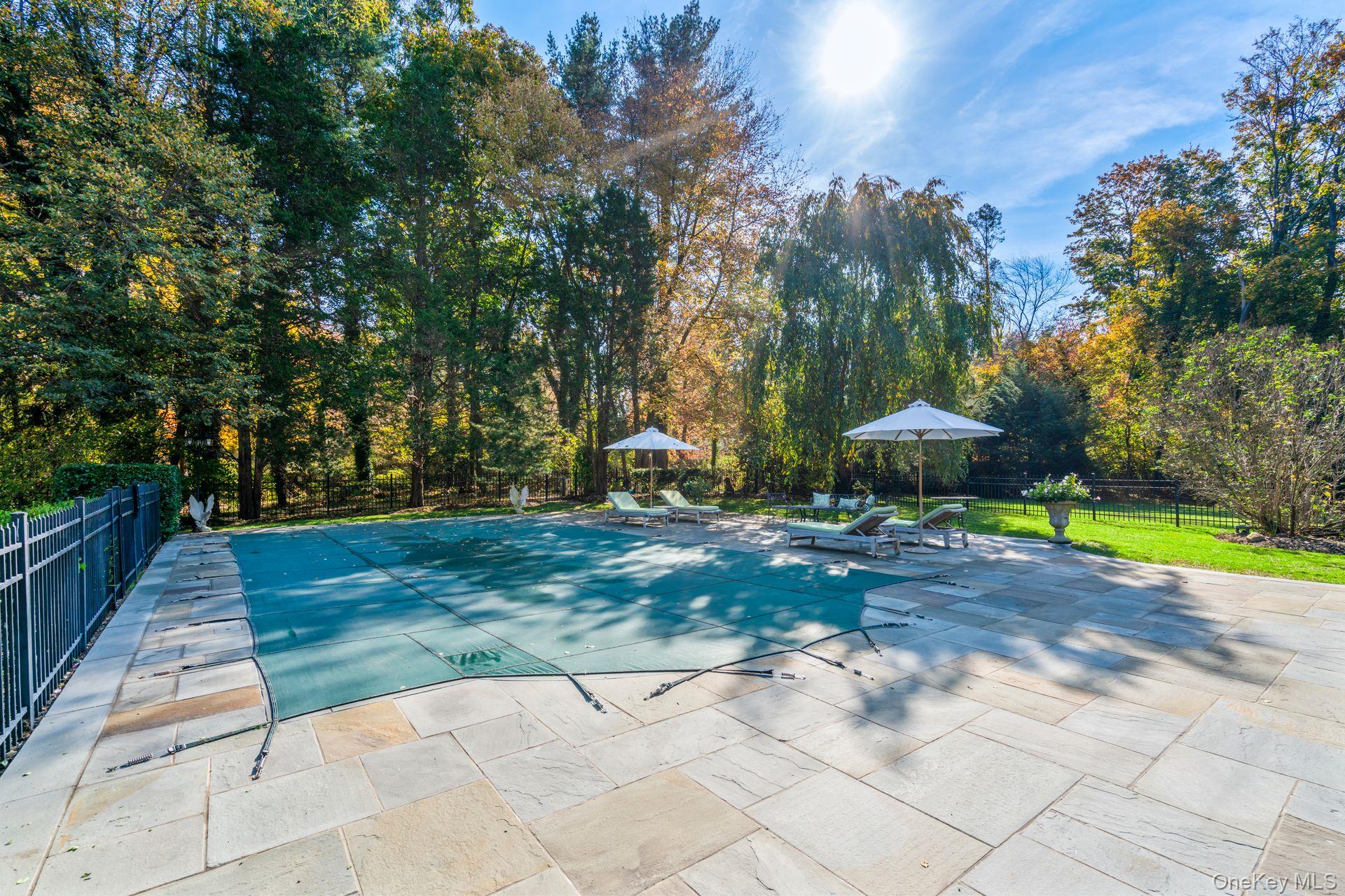  30 Underhill Road, Locust Valley, NY, 11560 - 物件實景