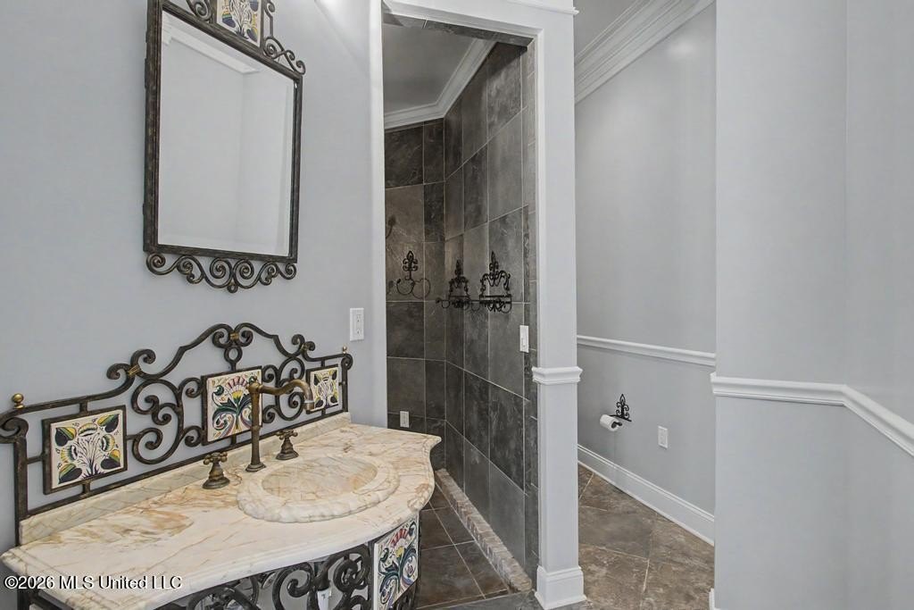 Gulfport, Mississippi, 39503, United States, 6 Bedrooms Bedrooms, ,7 BathroomsBathrooms,Residential,For Sale,2048640