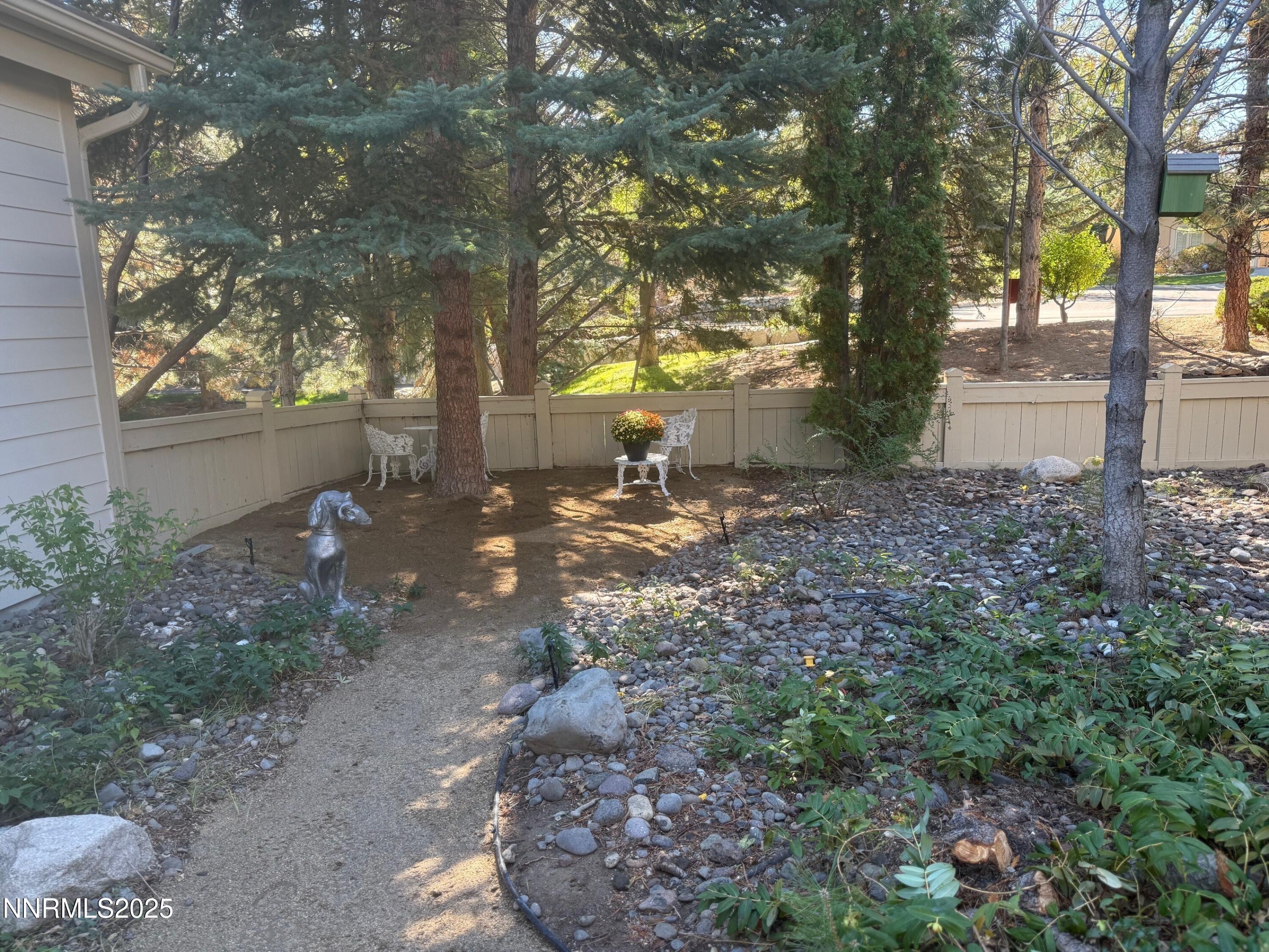 Reno, Nevada, 89519, United States, 2 Bedrooms Bedrooms, ,3 BathroomsBathrooms,Residential,For Sale,2003050