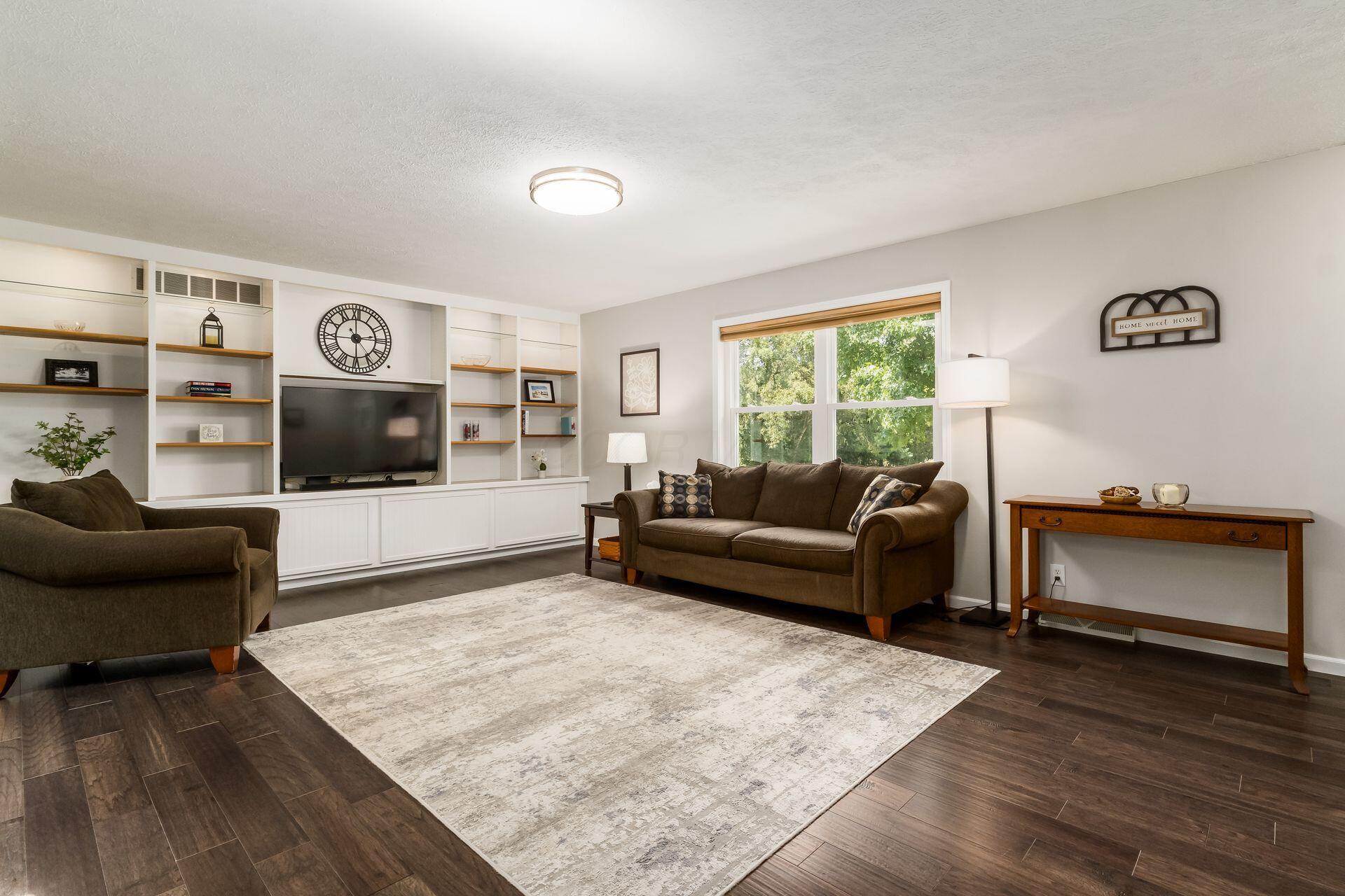 Canal Winchester, Ohio, 43110, United States, 4 Bedrooms Bedrooms, ,3 BathroomsBathrooms,Residential,For Sale,1932659