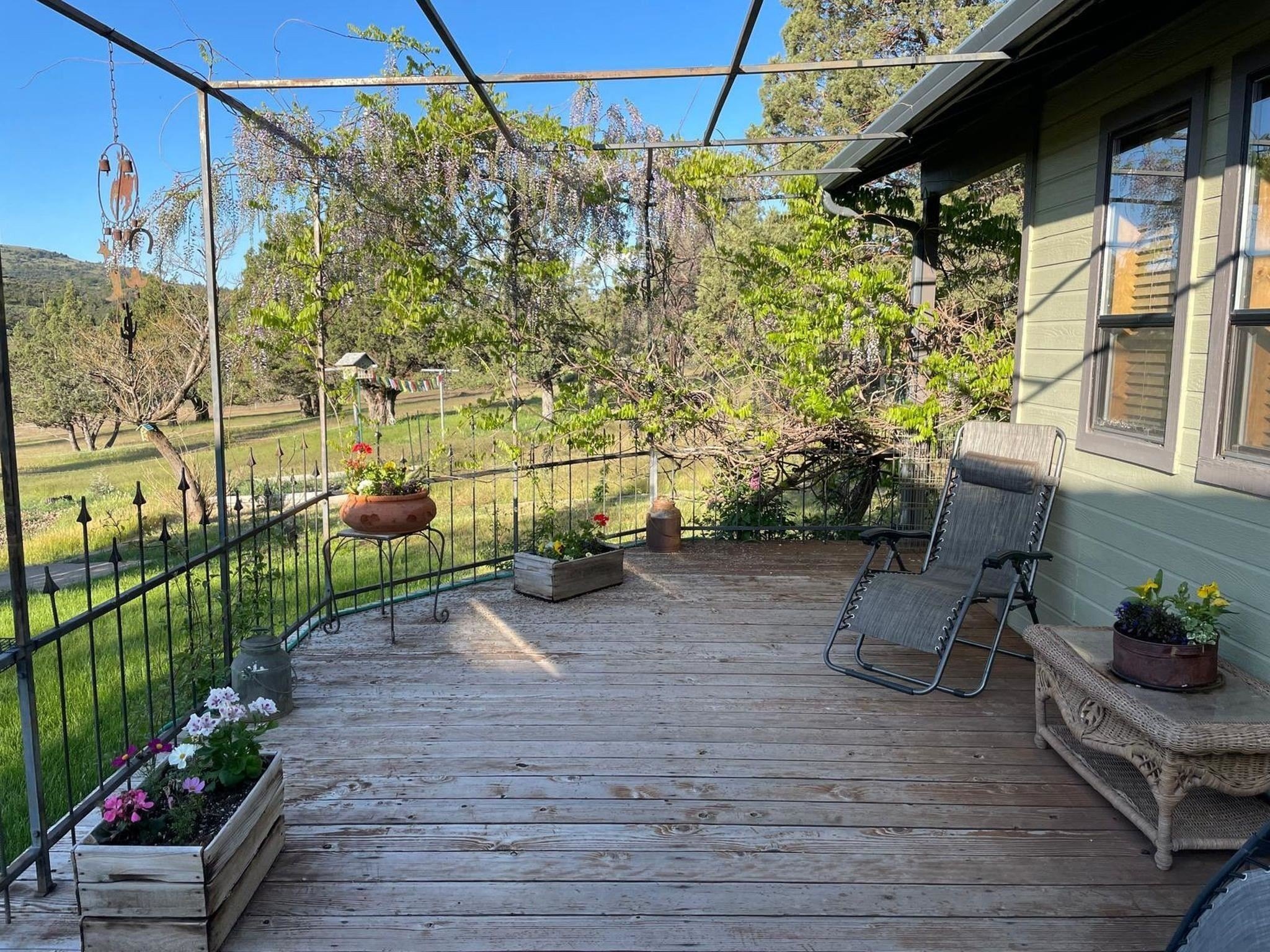 Montague, California, 96064-0000, United States, 3 Bedrooms Bedrooms, ,2 BathroomsBathrooms,Residential,For Sale,2033545