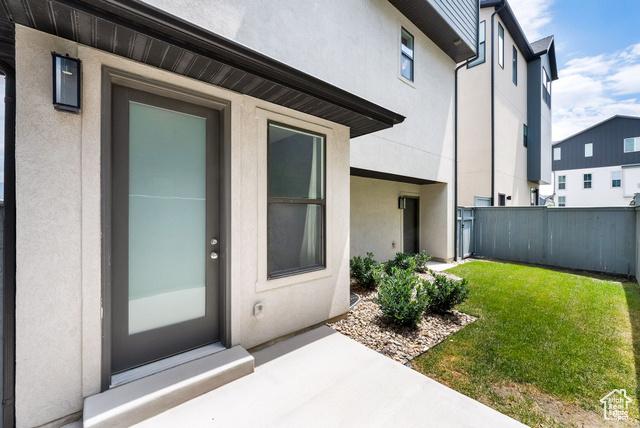 Lehi, Utah, 84043, United States, 3 Bedrooms Bedrooms, ,3 BathroomsBathrooms,Residential,For Sale,1975119