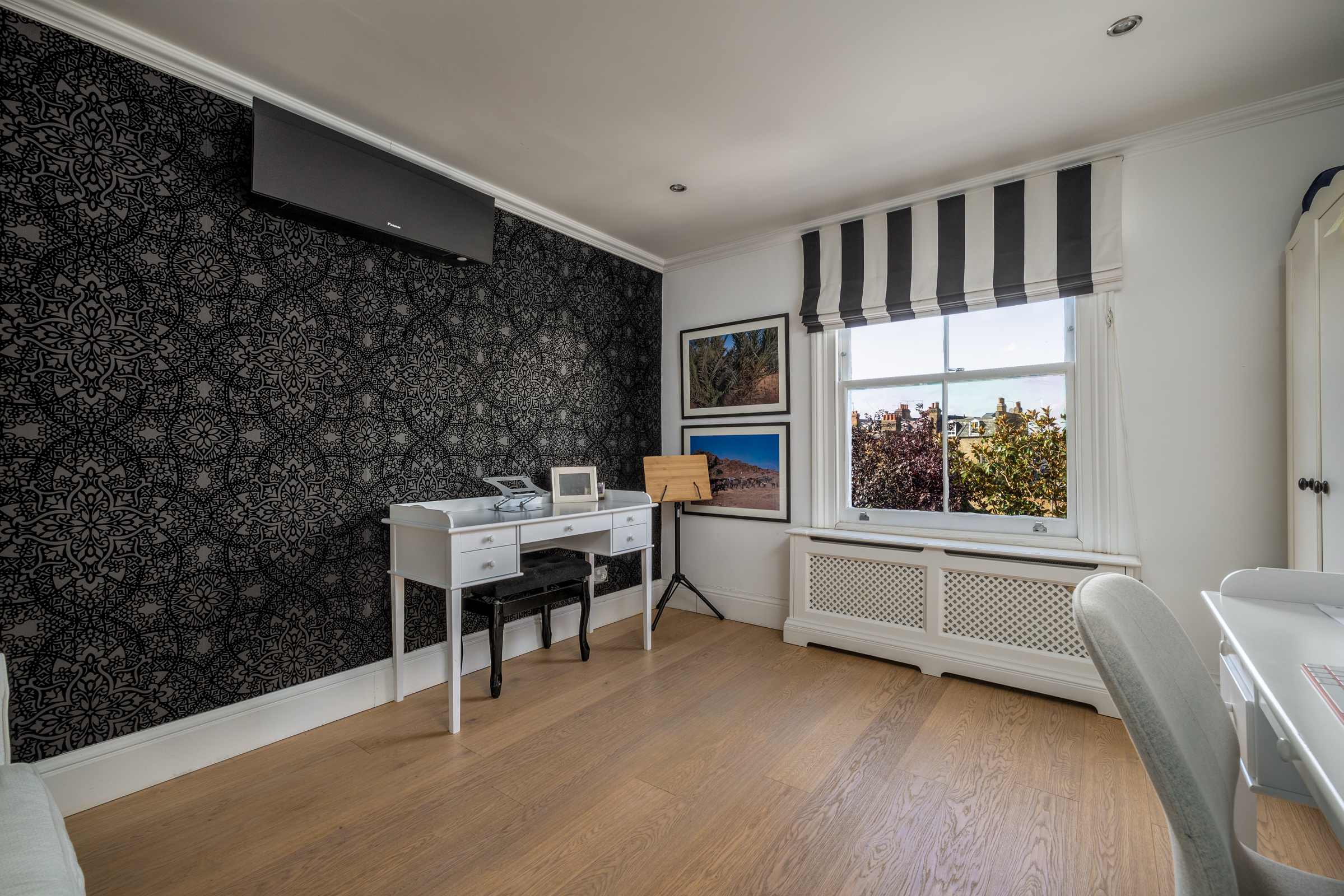  A Characterful Fulham house with a West-facing Garden and Roof Terrace - 物件實景