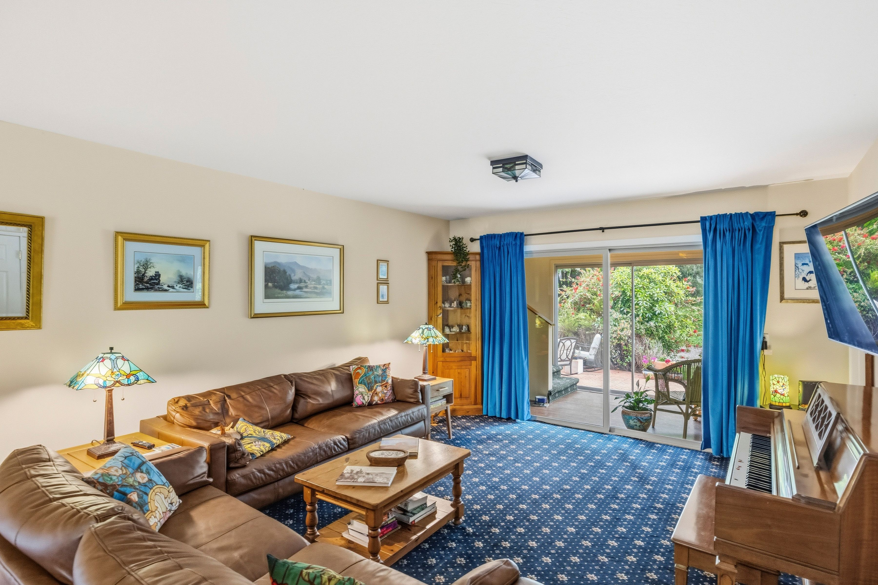  25193 Flanders Drive, Carmel - 物件實景
