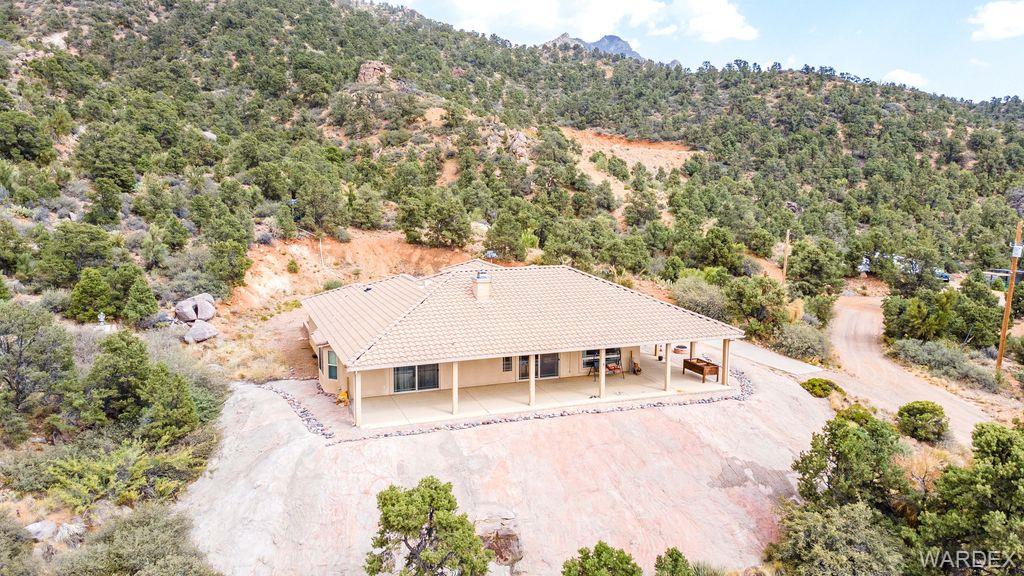 Kingman, Arizona, 86401, United States, 3 Bedrooms Bedrooms, ,2 BathroomsBathrooms,Residential,For Sale,1980873