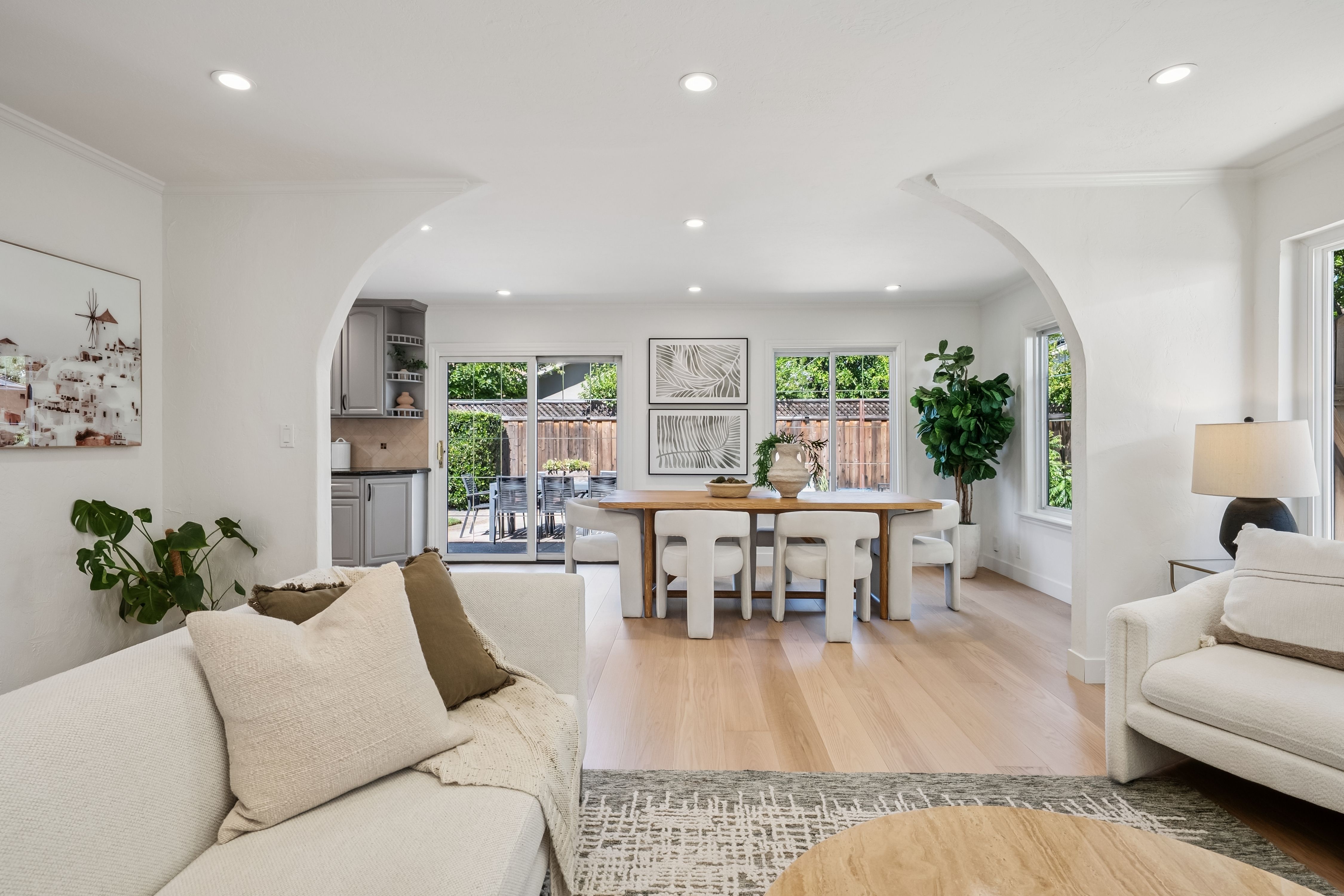  Spanish-Inspired Courtyard Retreat in Cambrian - 物件實景