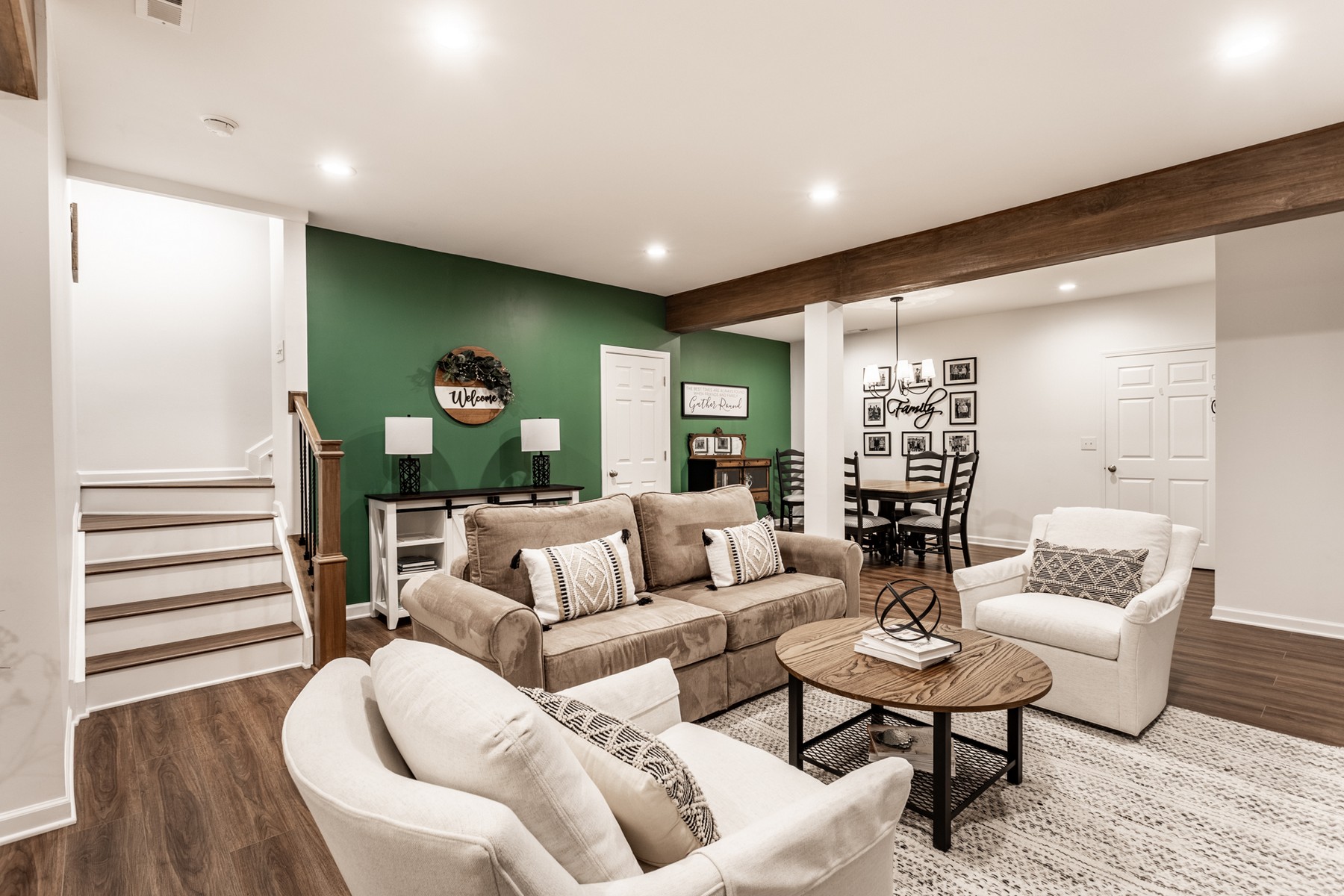  Stunning Townhome in Desirable Carmel Neighborhood - 物件實景