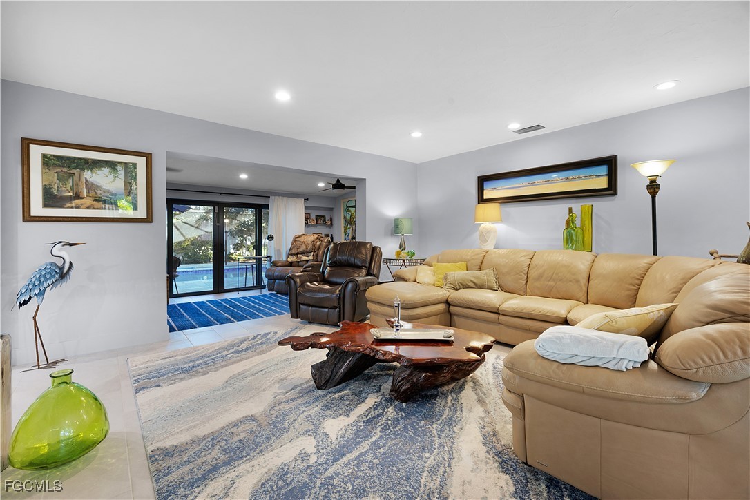 Cape Coral, Florida, 33904, United States, 3 Bedrooms Bedrooms, ,2 BathroomsBathrooms,Residential,For Sale,1995458