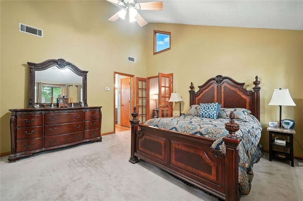 Roswell, Georgia, 30076, United States, 5 Bedrooms Bedrooms, ,4 BathroomsBathrooms,Residential,For Sale,1917059