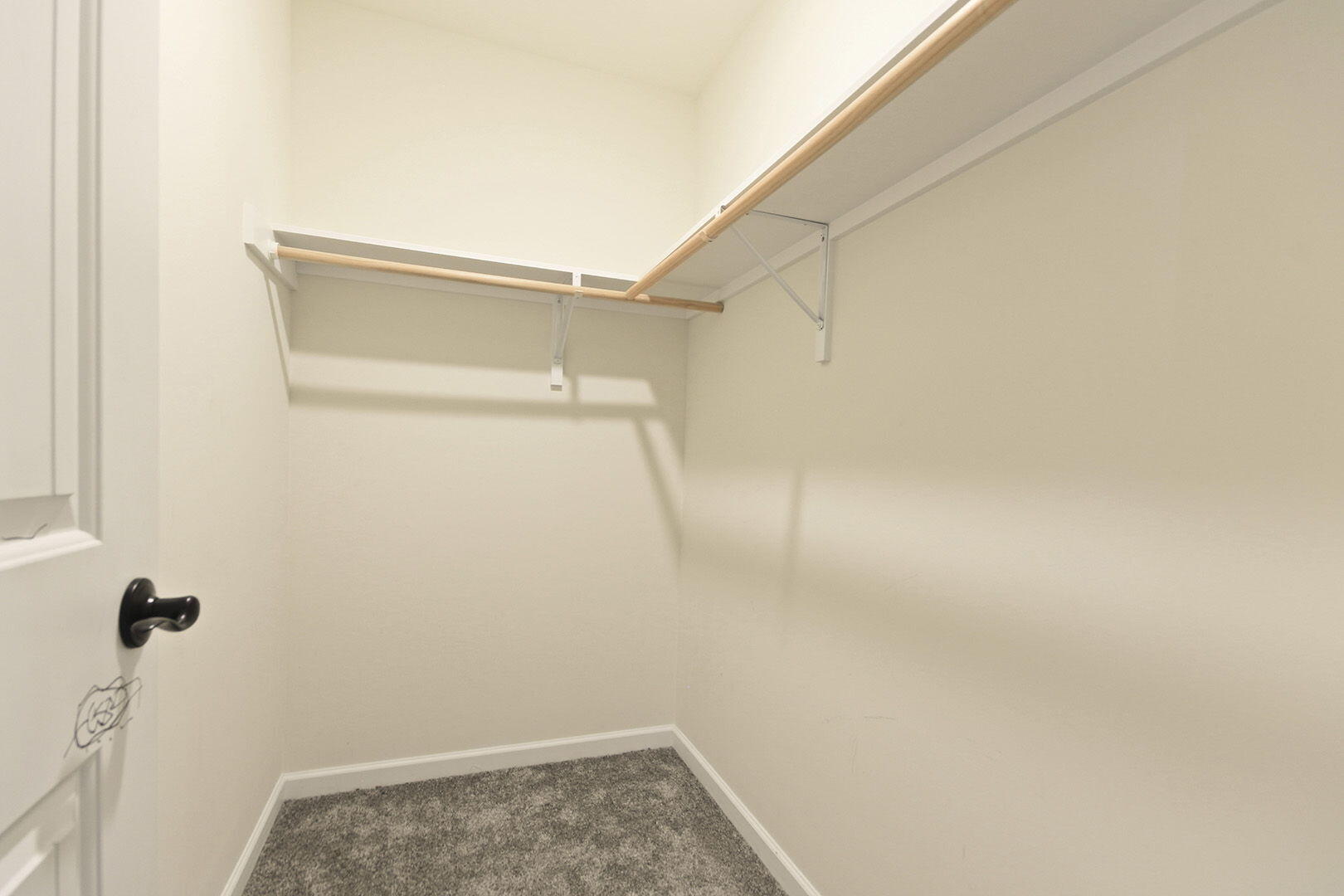 ASHLAND, Missouri, 65010, United States, 4 Bedrooms Bedrooms, ,3 BathroomsBathrooms,Residential,For Sale,1981891