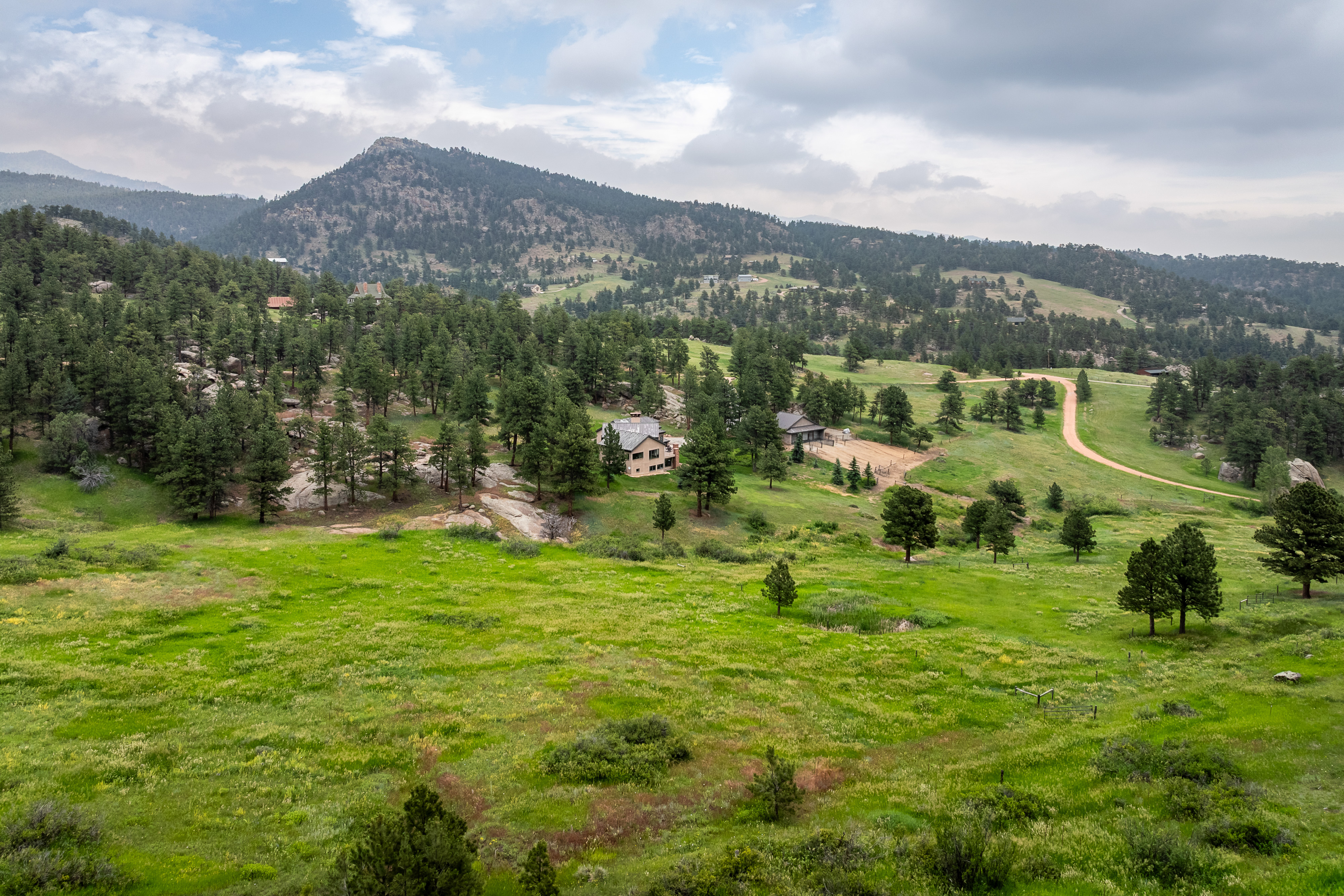  Welcome to Rowell Ranch - 物件實景