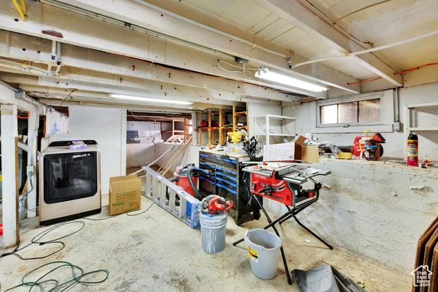 Salt Lake City, Utah, 84115, United States, 2 Bedrooms Bedrooms, ,1 BathroomBathrooms,Residential,For Sale,1920521