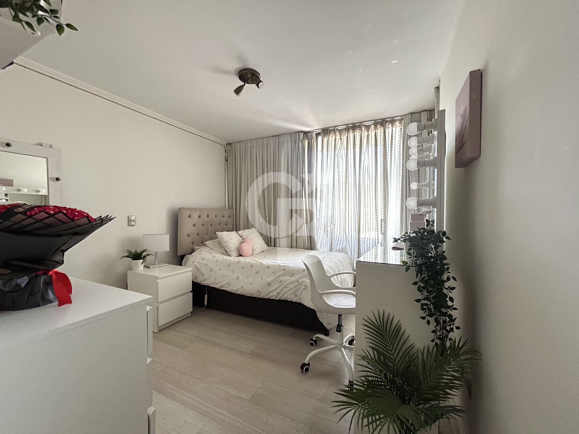 Vitacura, Chile, 3 Bedrooms Bedrooms, ,3 BathroomsBathrooms,Residential,For Sale,1998182