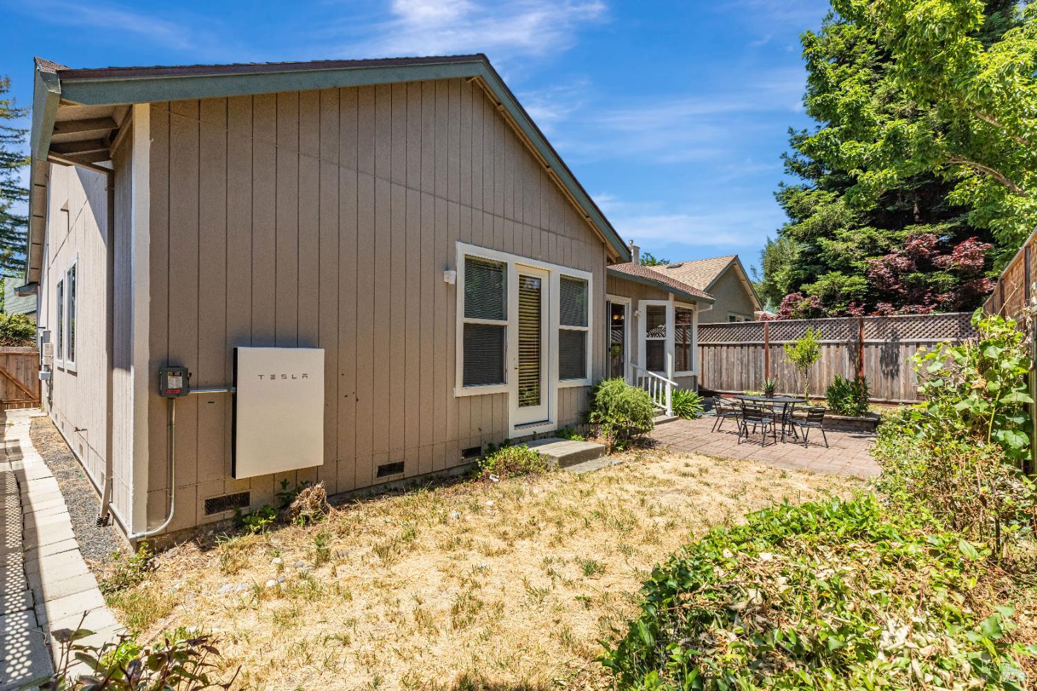 Santa Rosa, California, 95403, United States, 3 Bedrooms Bedrooms, ,2 BathroomsBathrooms,Residential,For Sale,1868703
