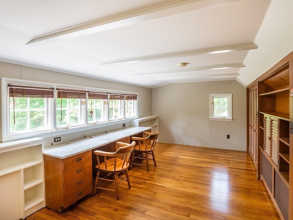 Brockton, Massachusetts, 02301, United States, 5 Bedrooms Bedrooms, ,3 BathroomsBathrooms,Residential,For Sale,1879752