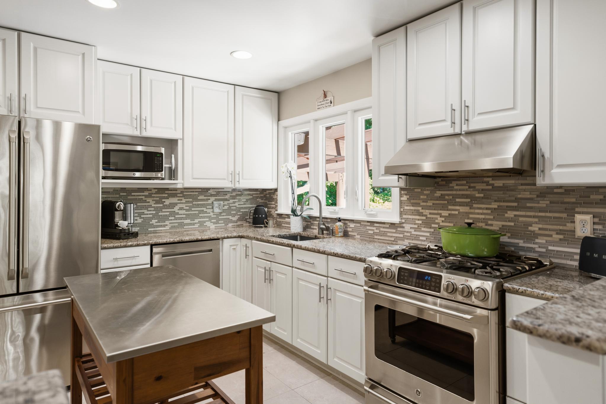  8611 Cyrus Place, Alexandria, VA, 22308 - 物件實景