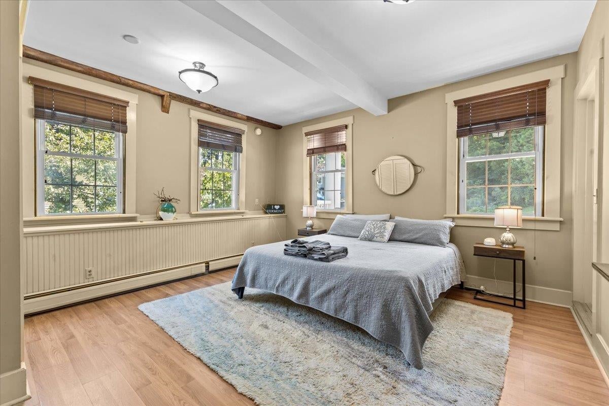 Stowe, Vermont, 05672, United States, 2 Bedrooms Bedrooms, ,2 BathroomsBathrooms,Residential,For Sale,2003002