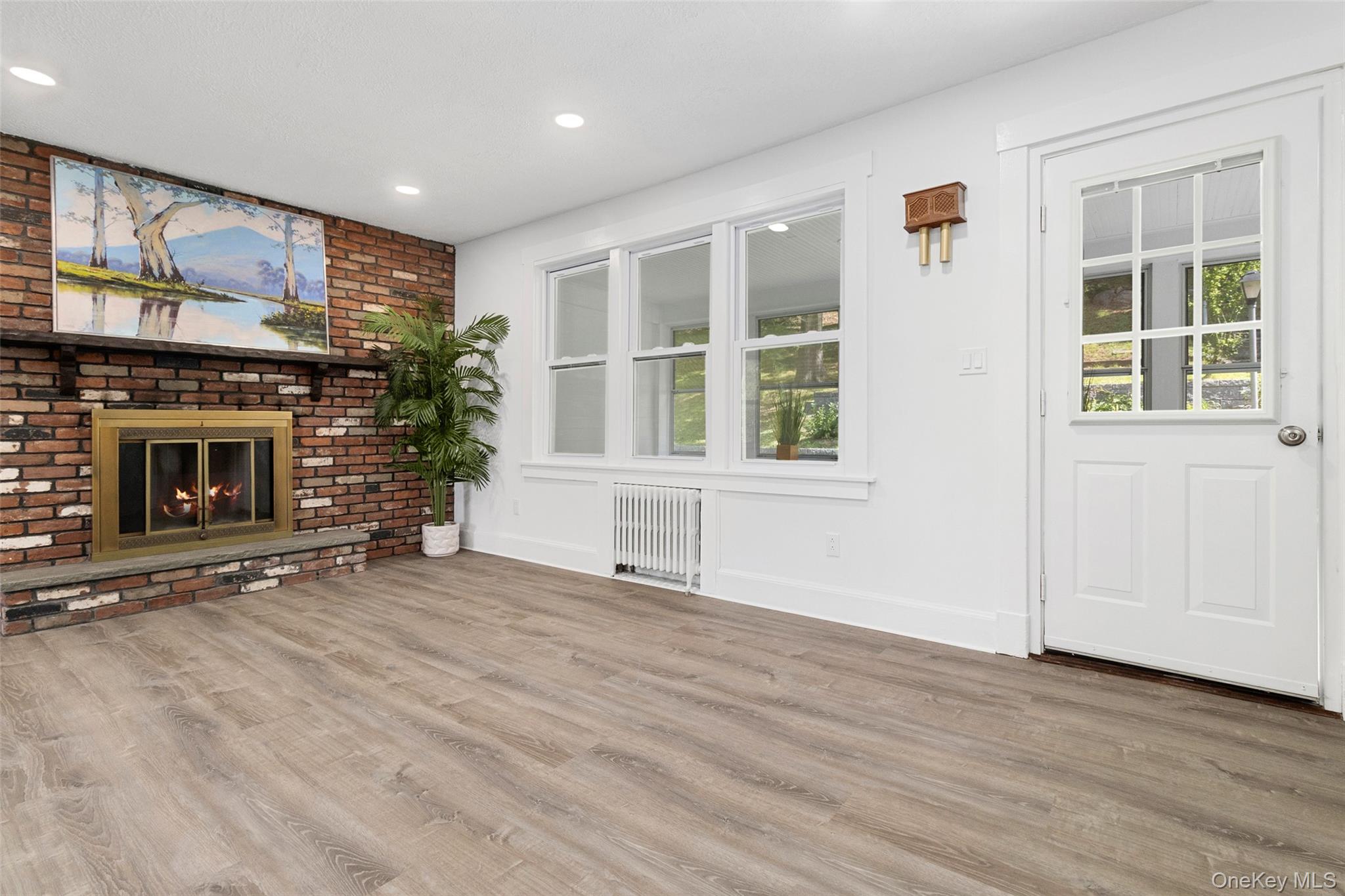 Mount Kisco, New York, 10549, United States, 3 Bedrooms Bedrooms, ,2 BathroomsBathrooms,Residential,For Sale,1948417