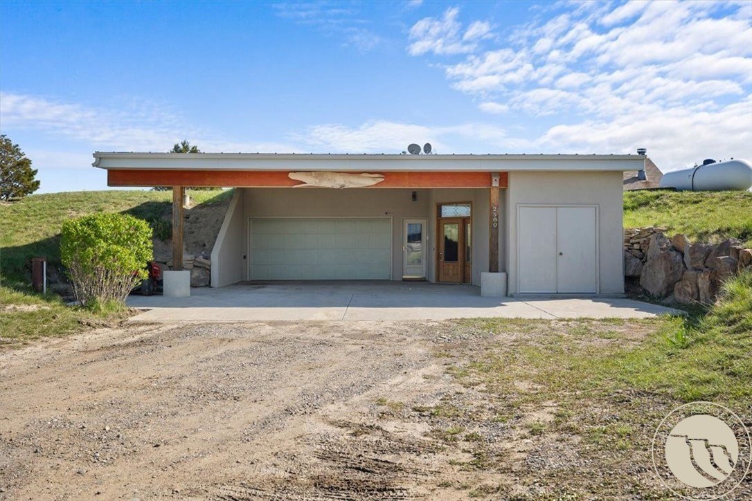 Billings, Montana, 59101, United States, 5 Bedrooms Bedrooms, ,4 BathroomsBathrooms,Residential,For Sale,1977602