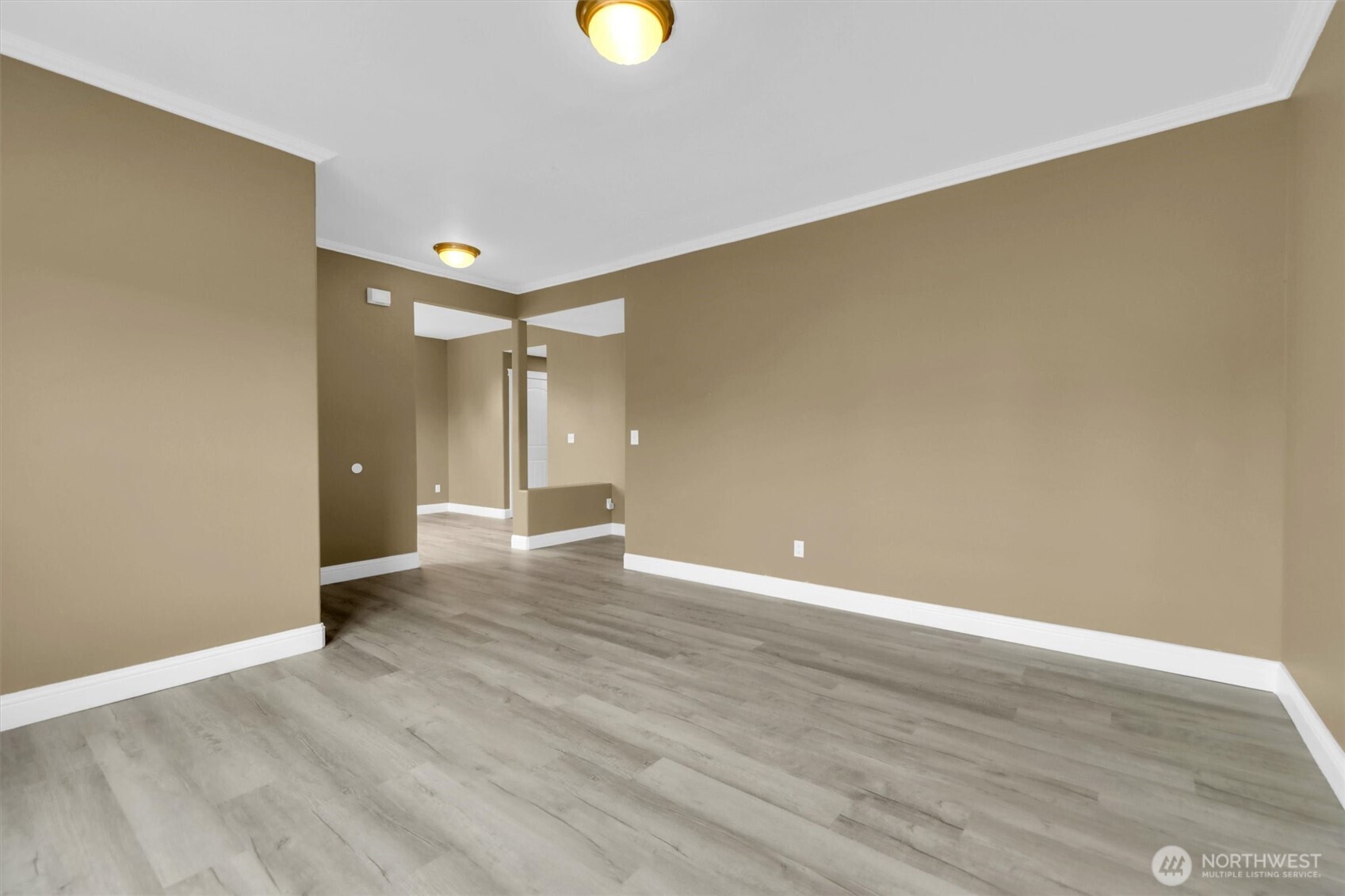 Puyallup, Washington, 98375, United States, 4 Bedrooms Bedrooms, ,3 BathroomsBathrooms,Residential,For Sale,1983972