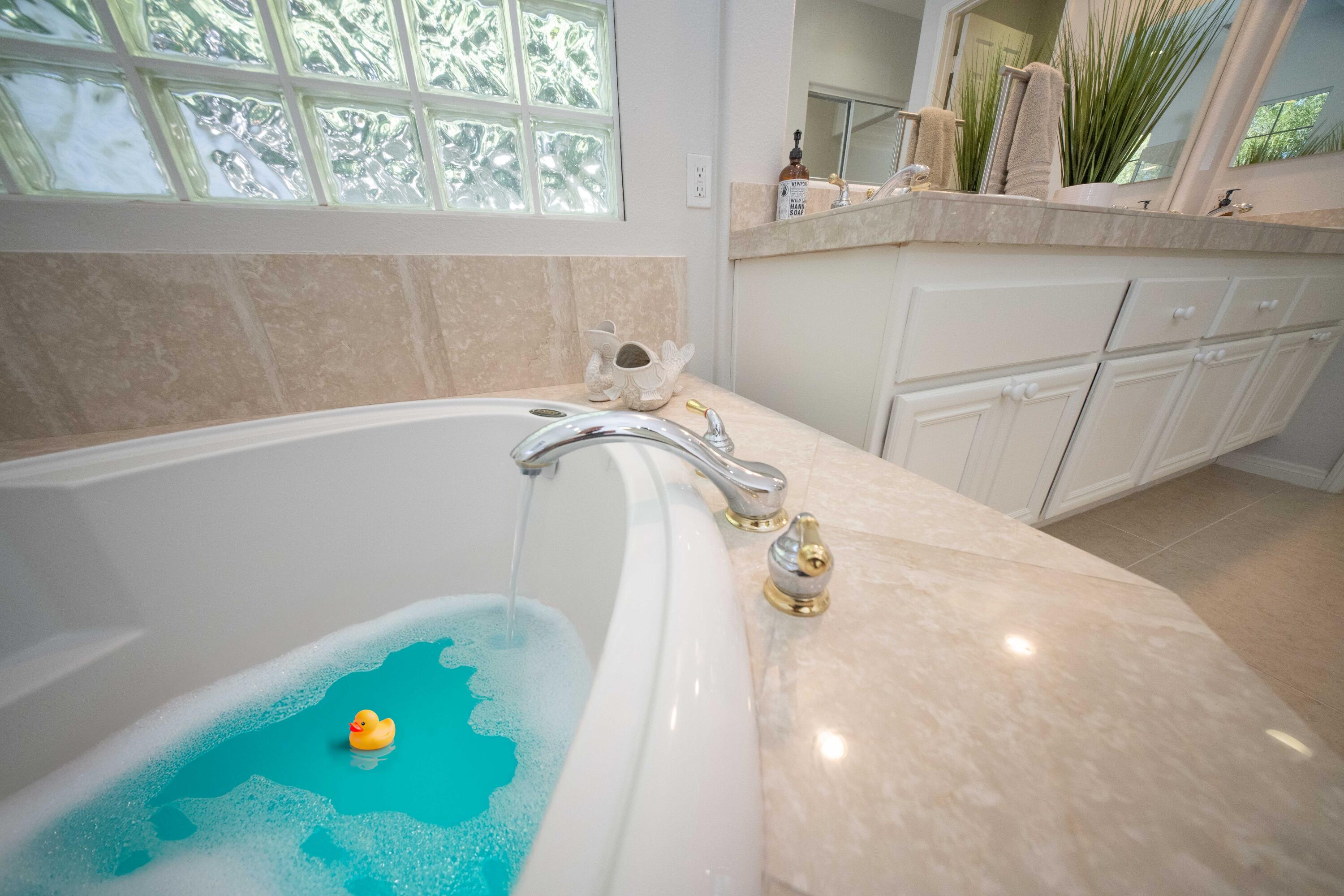 Rancho Mirage, California, 92270, United States, 3 Bedrooms Bedrooms, ,3 BathroomsBathrooms,Residential,For Sale,1991042