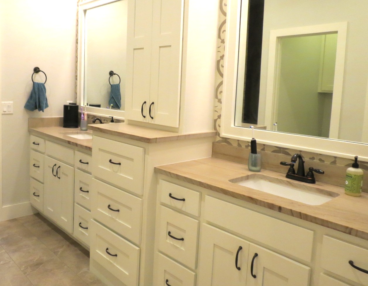 Stillwater, Oklahoma, 74074, United States, 4 Bedrooms Bedrooms, ,4 BathroomsBathrooms,Residential,For Sale,1907599