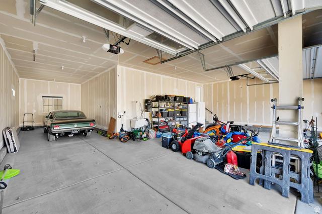 Draper, Utah, 84020, United States, 4 Bedrooms Bedrooms, ,4 BathroomsBathrooms,Residential,For Sale,2010415