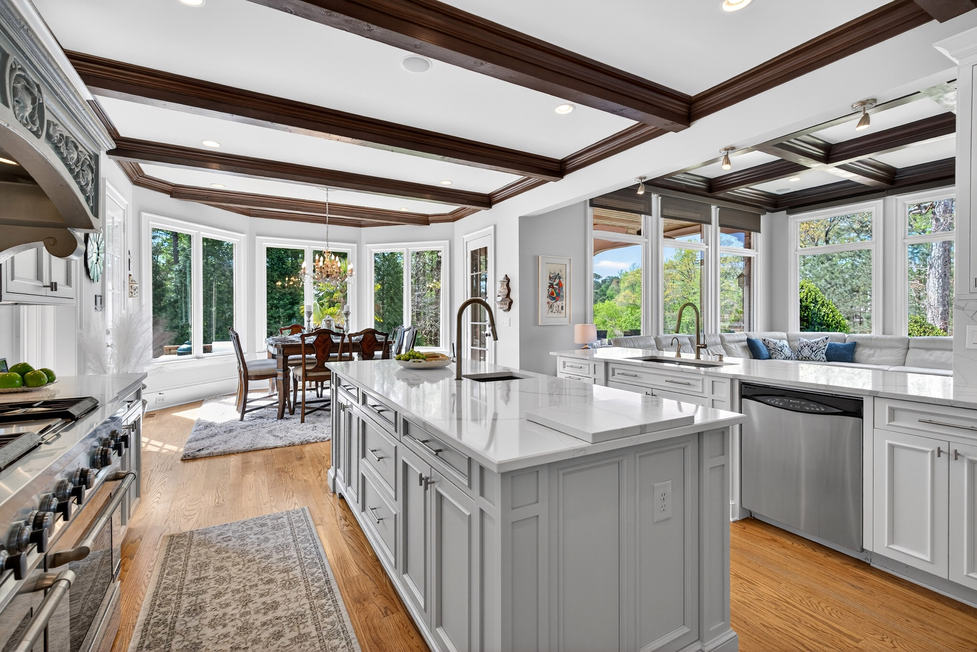  Luxury French Estate with Sweeping Golf Course Views - 物件實景