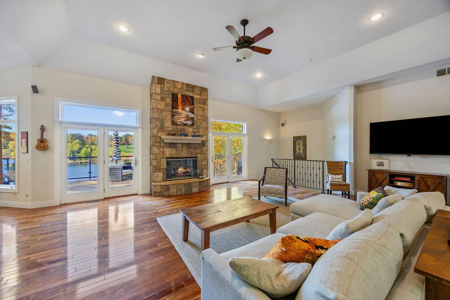 Canadian Lakes, Michigan, 49346, United States, 5 Bedrooms Bedrooms, ,6 BathroomsBathrooms,Residential,For Sale,1981298