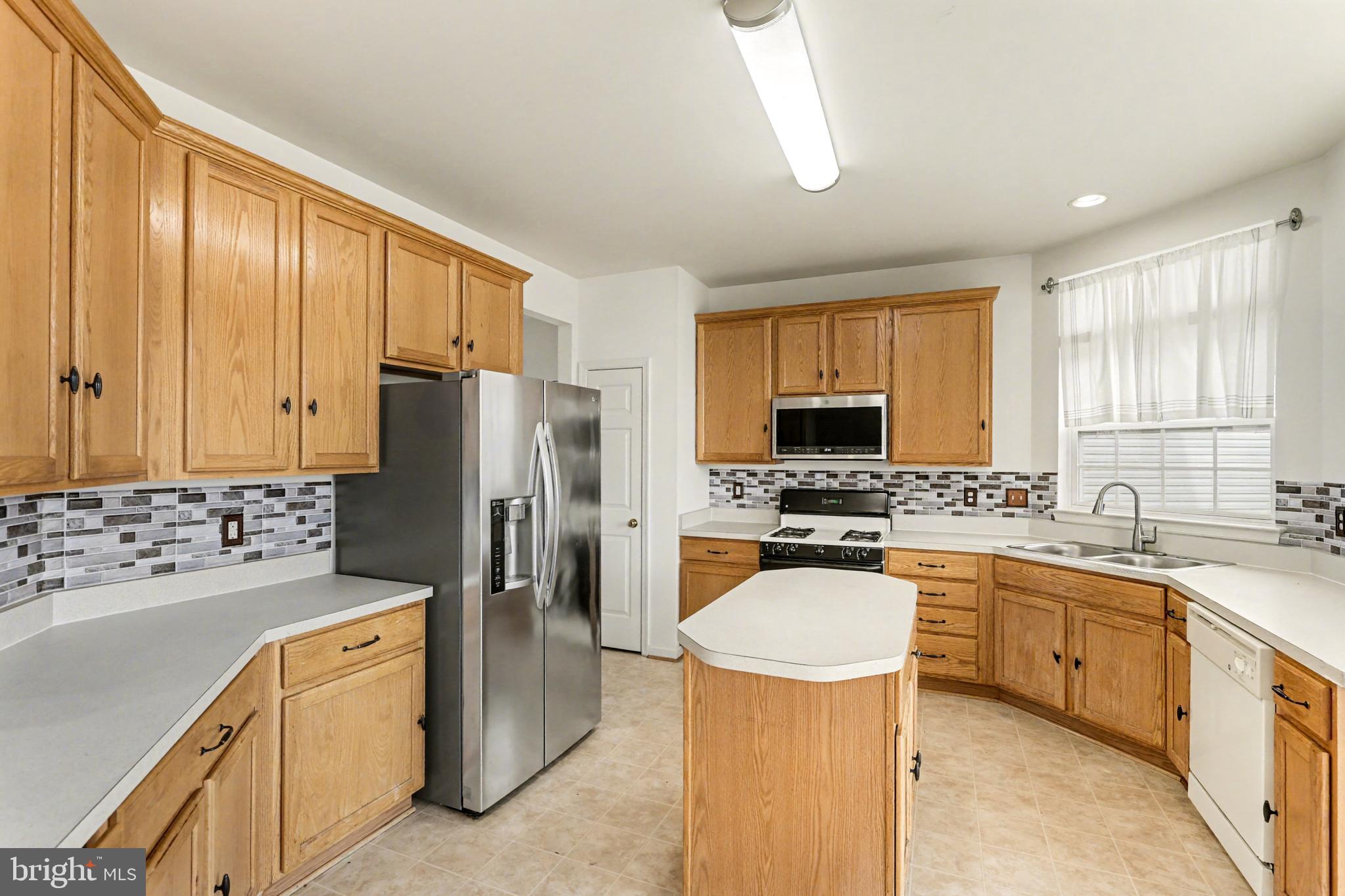 Fredericksburg, Virginia, 22407, United States, 4 Bedrooms Bedrooms, ,3 BathroomsBathrooms,Residential,For Sale,2002527