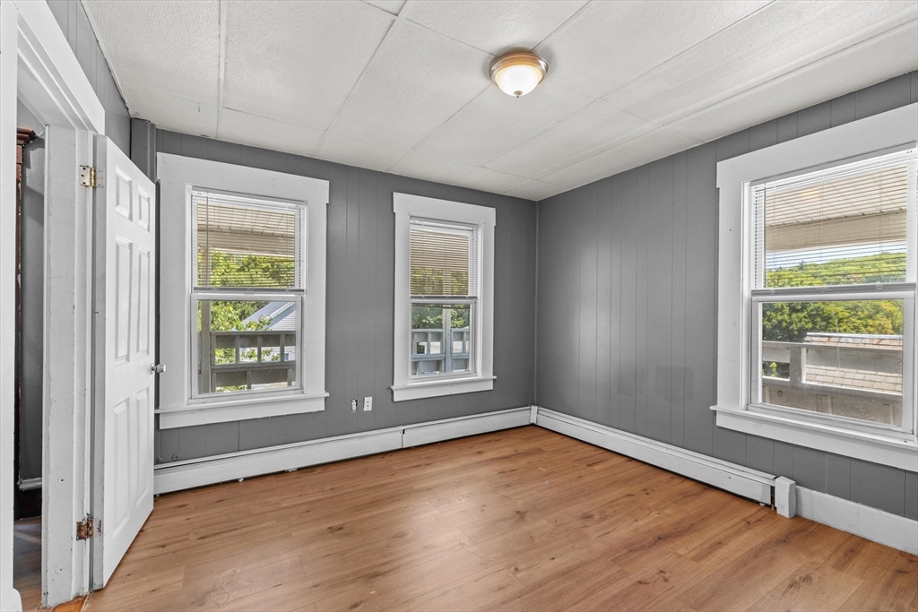 Fitchburg, Massachusetts, 01420, United States, 9 Bedrooms Bedrooms, ,3 BathroomsBathrooms,Residential,For Sale,1927899