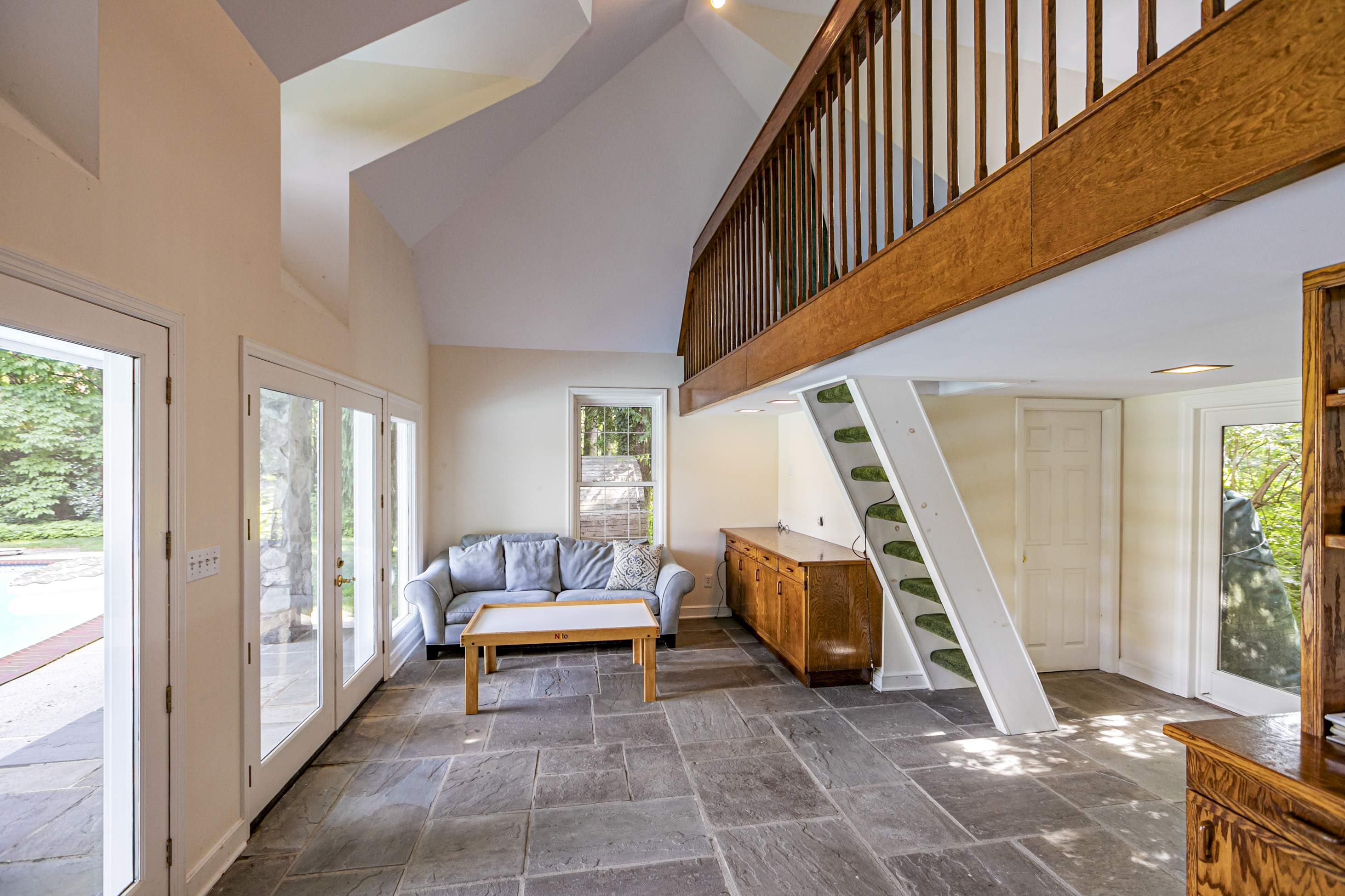  Sprawling Estate with a Rich History and Gorgeous Grounds - 物件實景