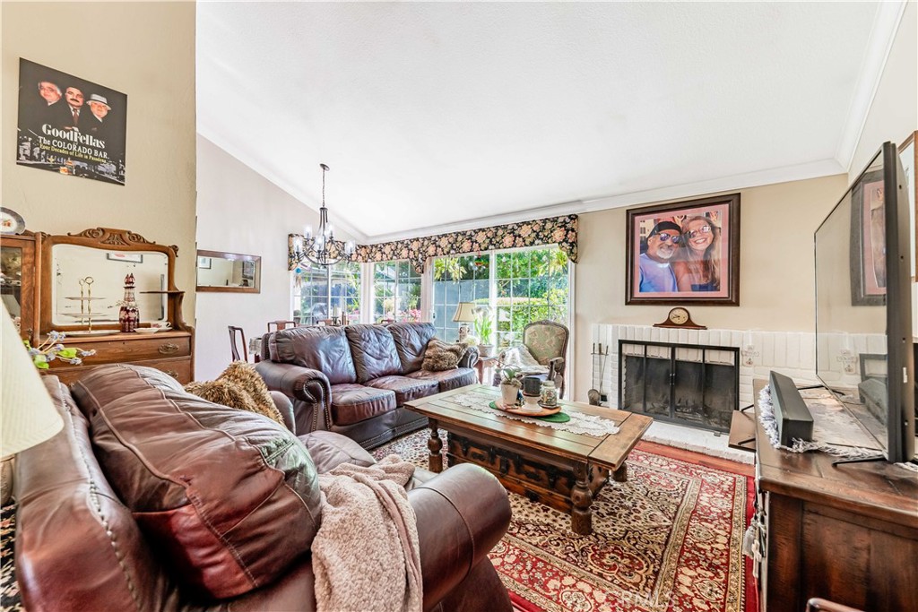 Temecula, California, 92592, United States, 3 Bedrooms Bedrooms, ,2 BathroomsBathrooms,Residential,For Sale,1889673