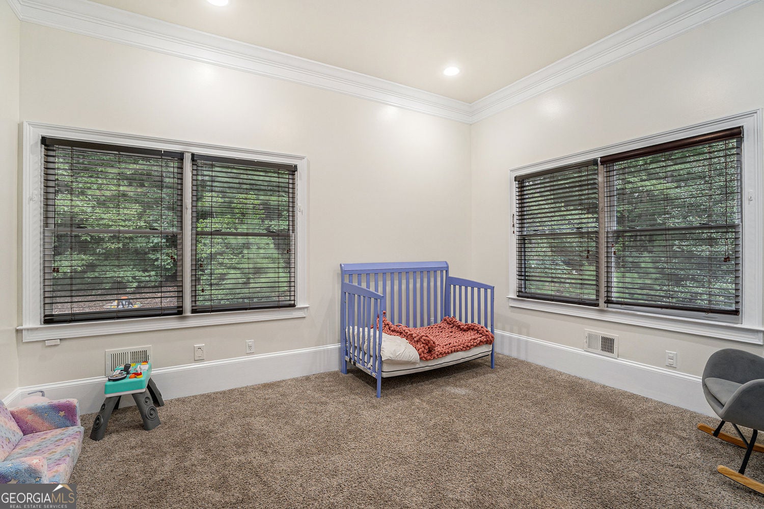 Atlanta, Georgia, 30331, United States, 6 Bedrooms Bedrooms, ,6 BathroomsBathrooms,Residential,For Sale,1929933