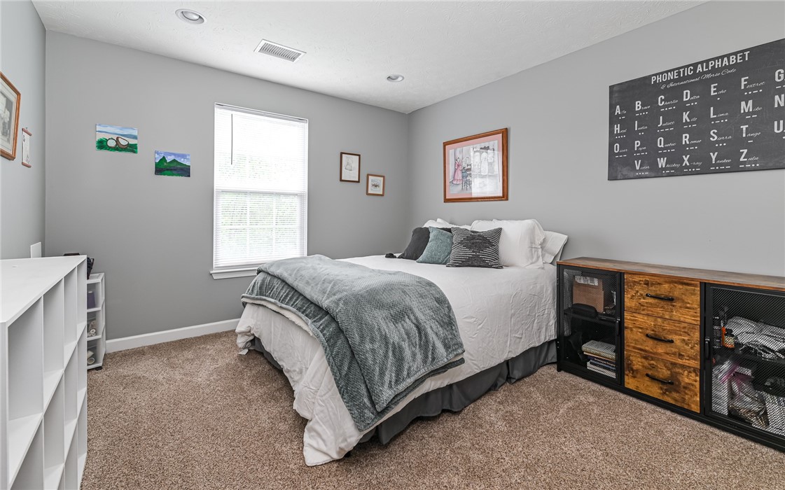 Adams Twp, Pennsylvania, 16046, United States, 4 Bedrooms Bedrooms, ,4 BathroomsBathrooms,Residential,For Sale,1827880