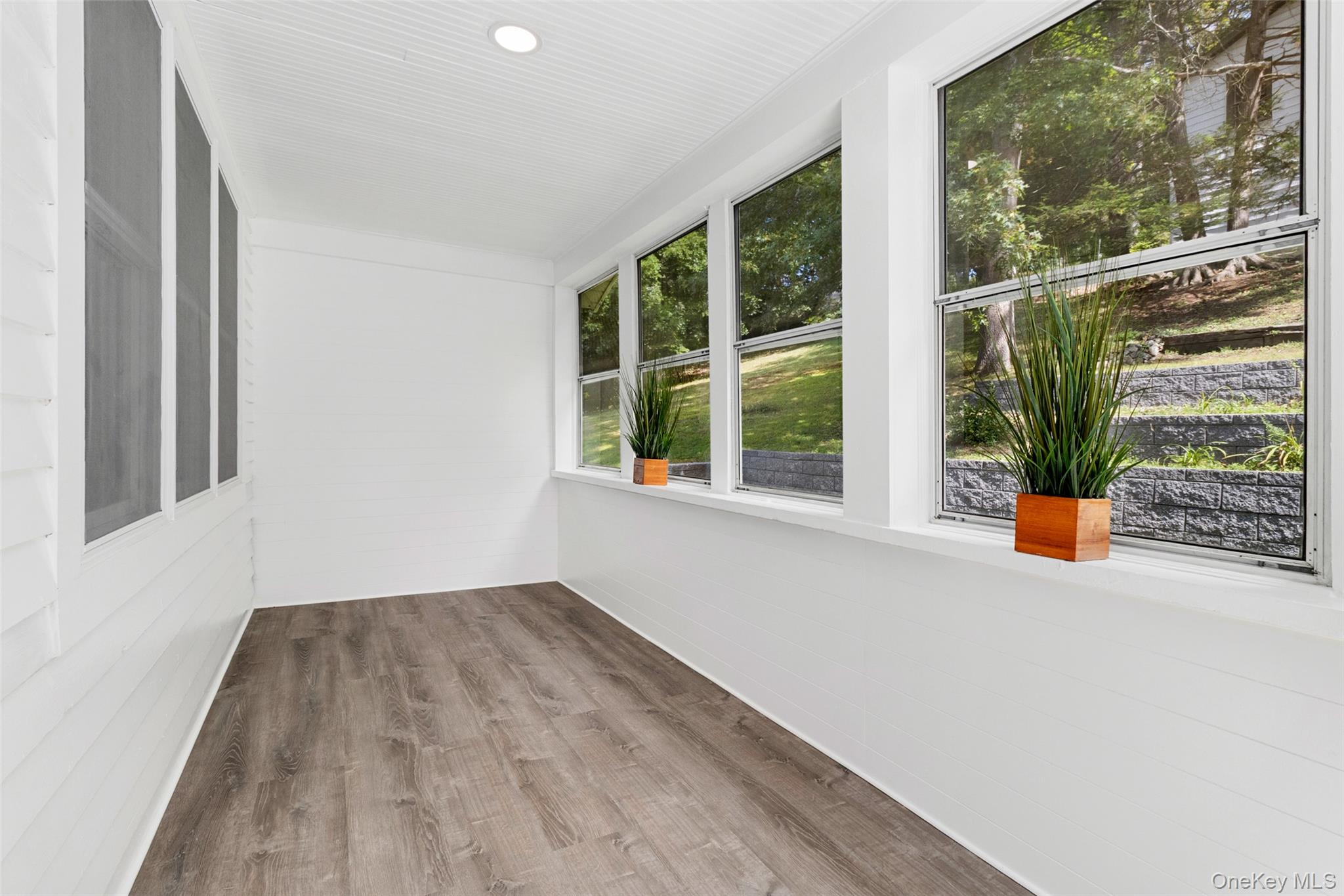 Mount Kisco, New York, 10549, United States, 3 Bedrooms Bedrooms, ,2 BathroomsBathrooms,Residential,For Sale,1948417