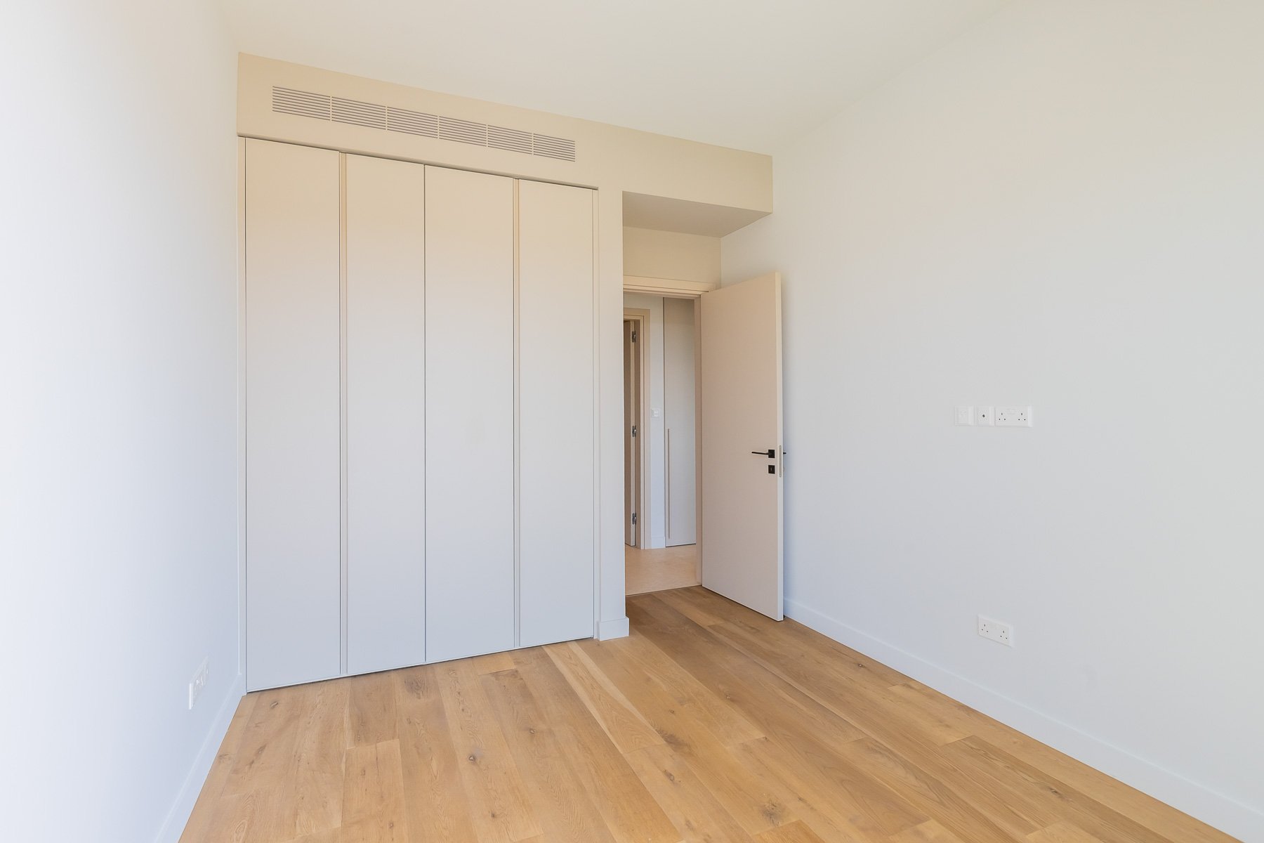  Contemporary 3 Bedroom Apartment with Golf Views in Limassol Greens - 物件實景