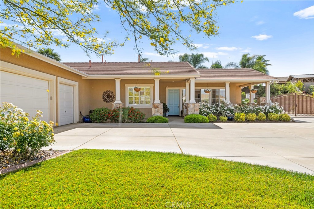Murrieta, California, 92562, United States, 5 Bedrooms Bedrooms, ,3 BathroomsBathrooms,Residential,For Sale,1837849