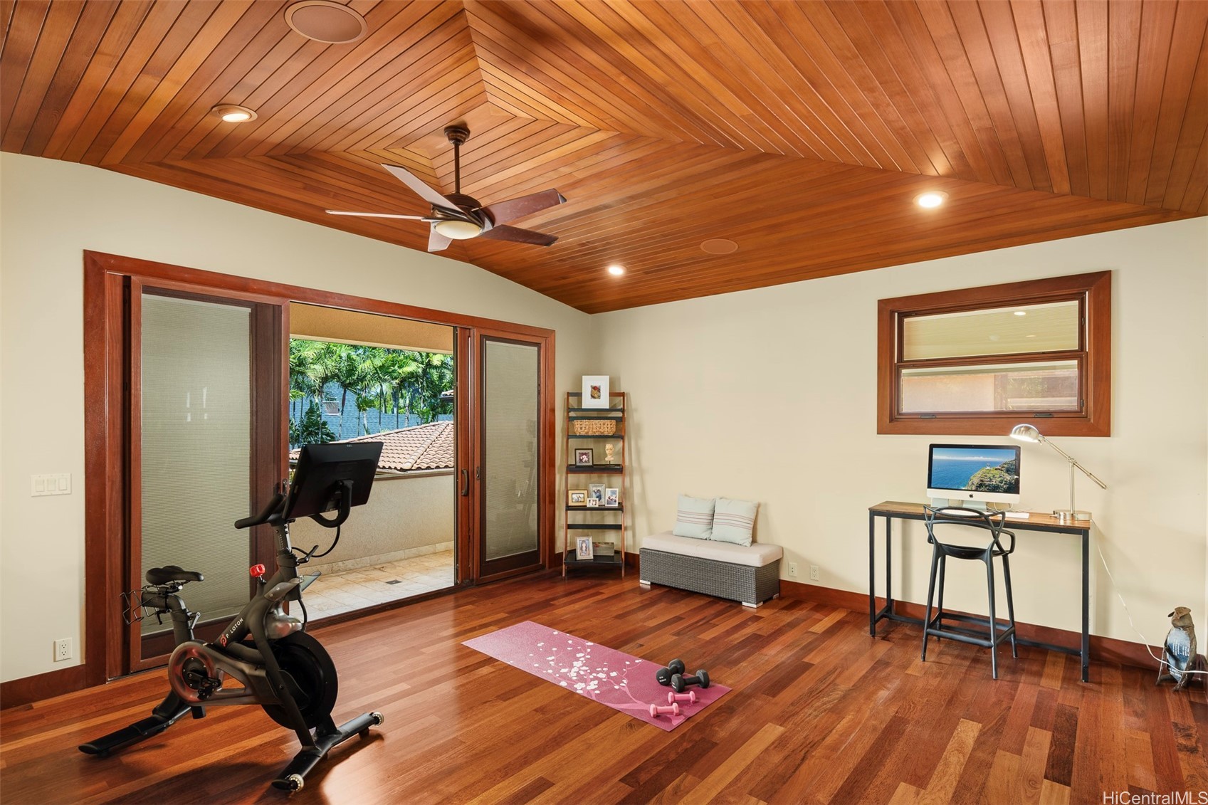 Honolulu, Hawaii, 96816, United States, 5 Bedrooms Bedrooms, ,8 BathroomsBathrooms,Residential,For Sale,1859749