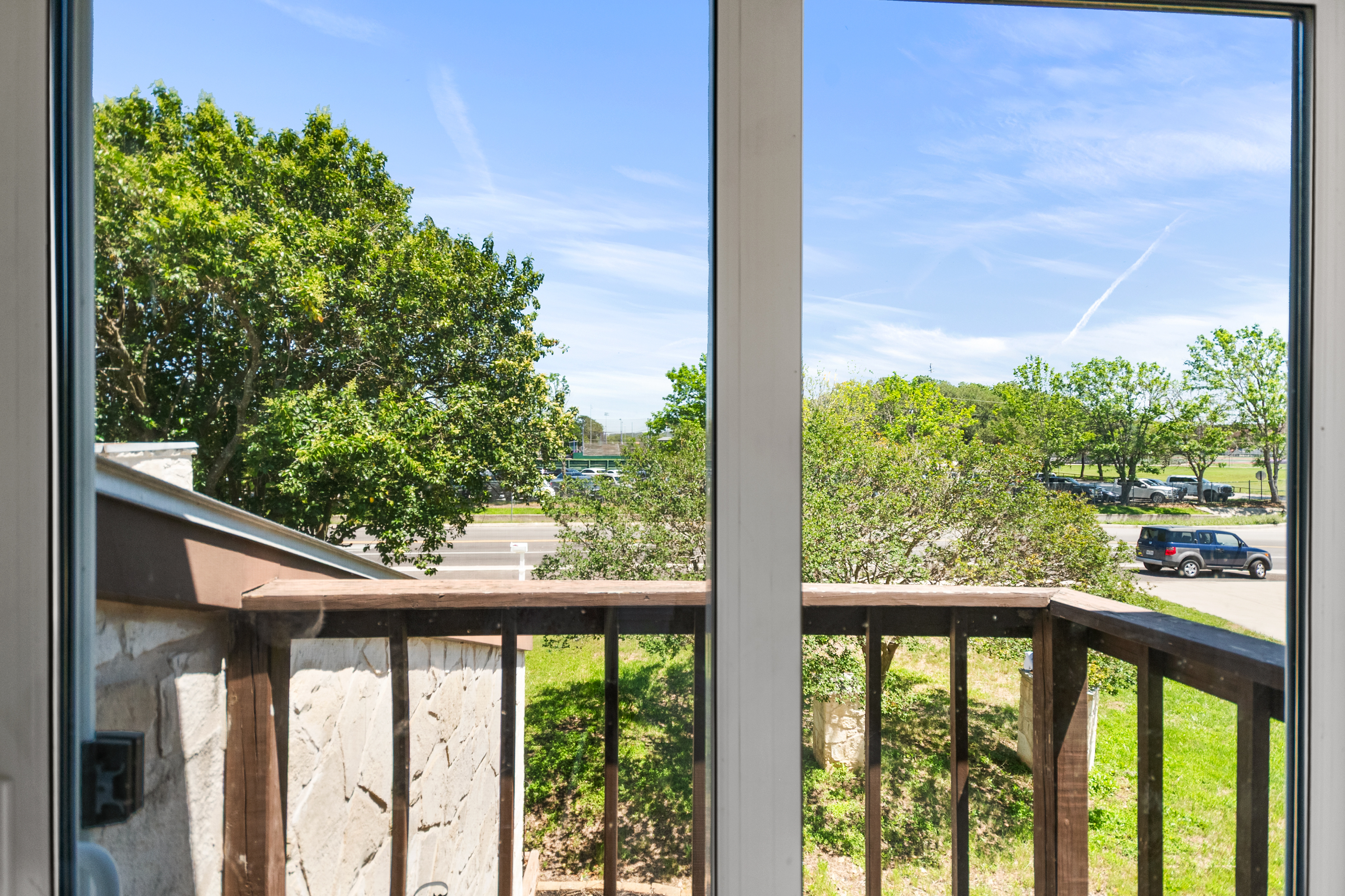  Charming Hill Country Home - 物件實景
