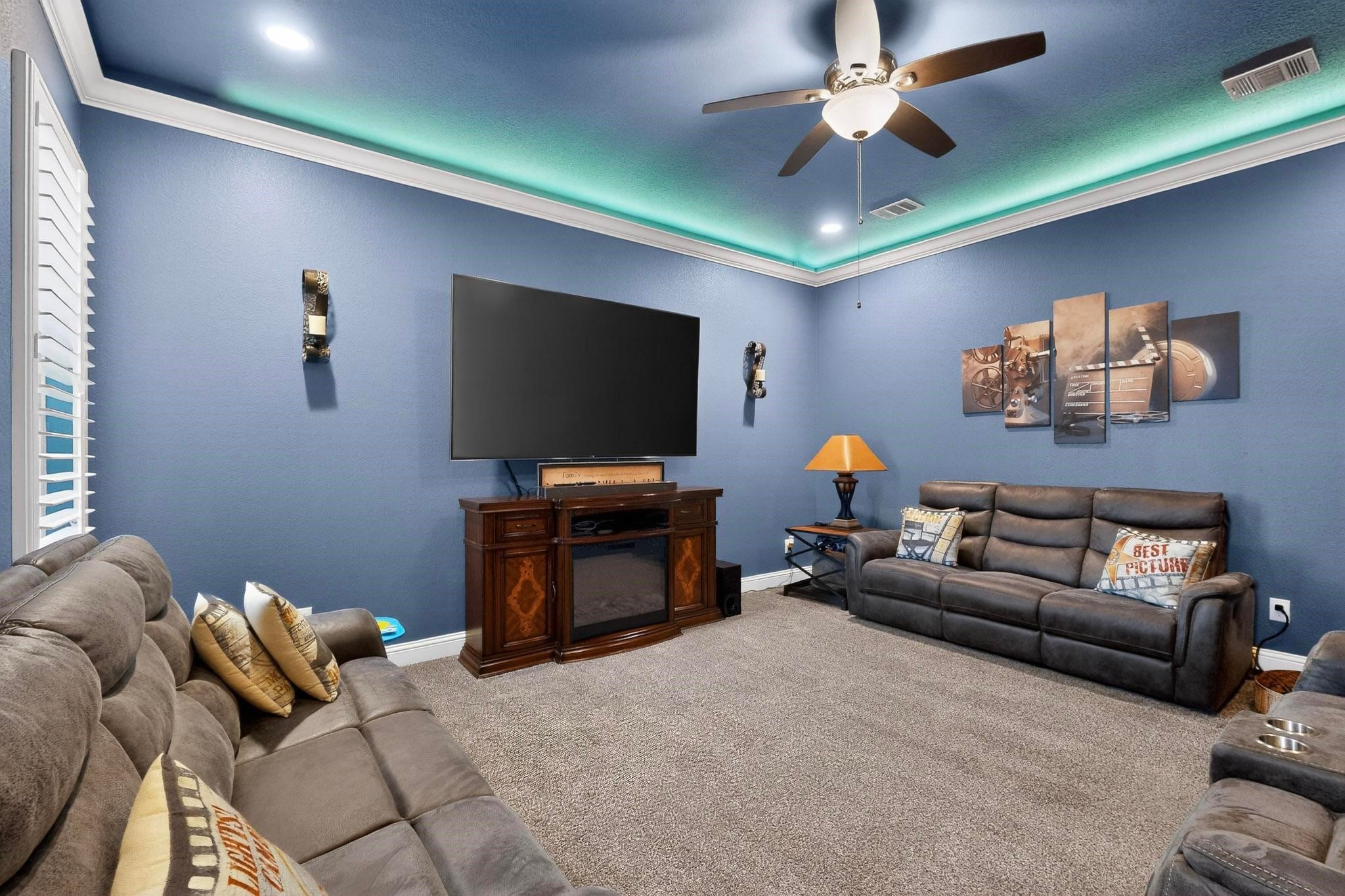 Cedar Hill, Texas, 75104, United States, 3 Bedrooms Bedrooms, ,4 BathroomsBathrooms,Residential,For Sale,1999299