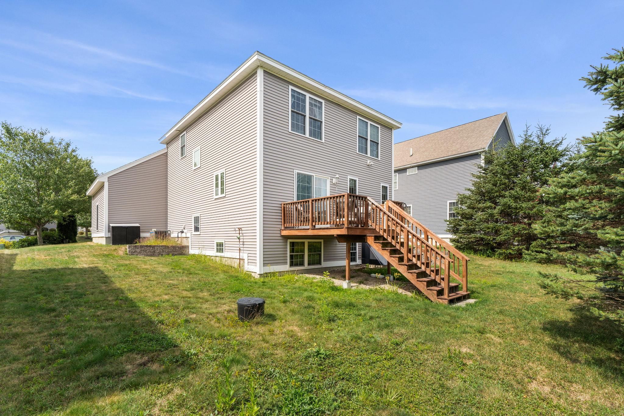 Dover, New Hampshire, 03820, United States, 4 Bedrooms Bedrooms, ,3 BathroomsBathrooms,Residential,For Sale,1941678