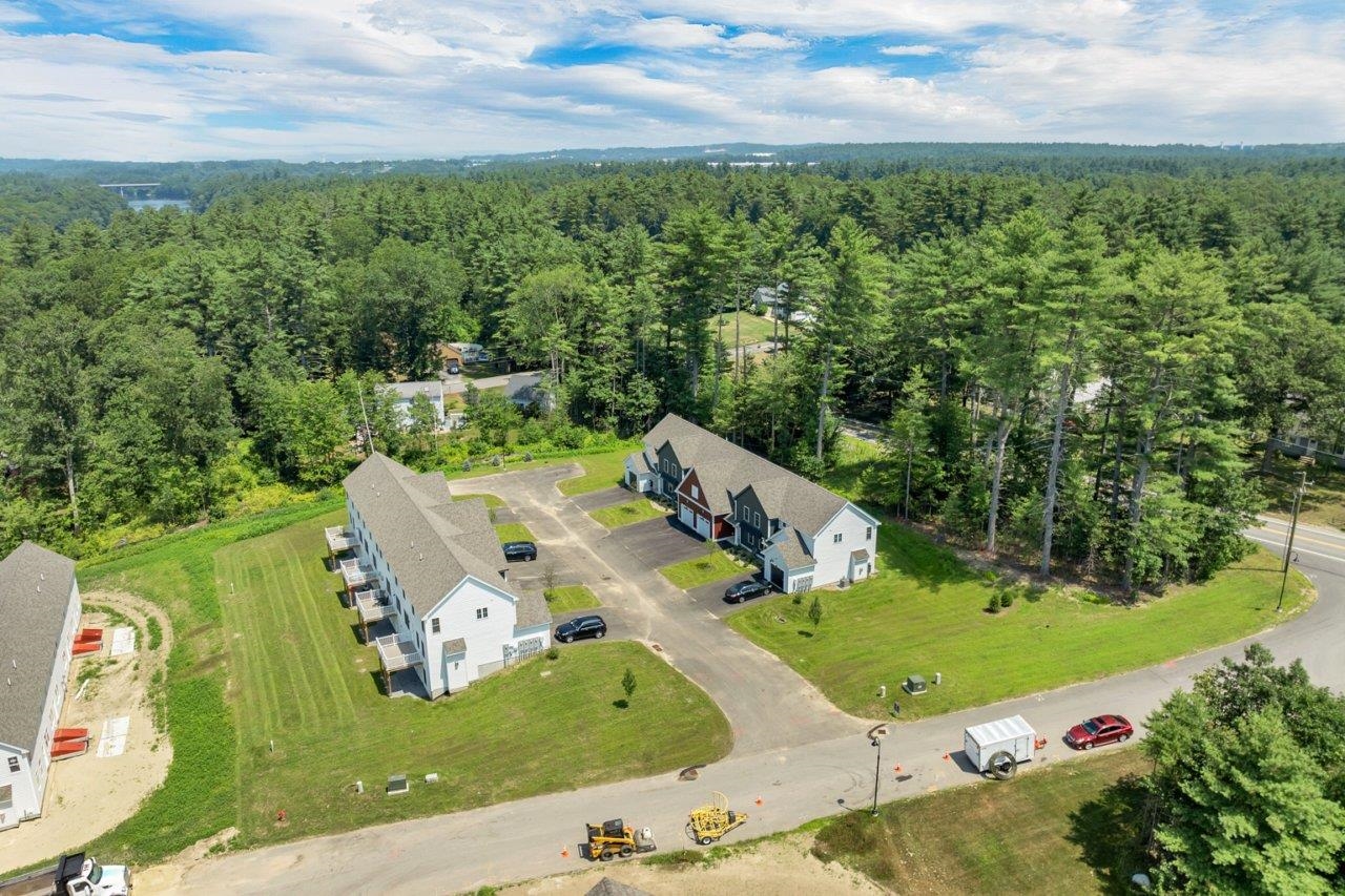 Litchfield, New Hampshire, 03052, United States, 3 Bedrooms Bedrooms, ,2 BathroomsBathrooms,Residential,For Sale,1784832