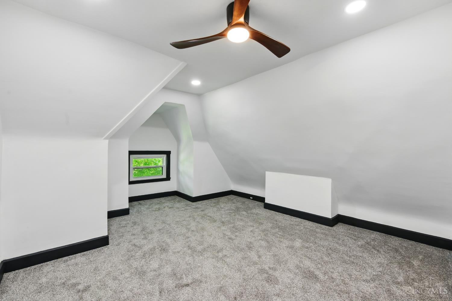 Cincinnati, Ohio, 45229, United States, 7 Bedrooms Bedrooms, ,5 BathroomsBathrooms,Residential,For Sale,1821306