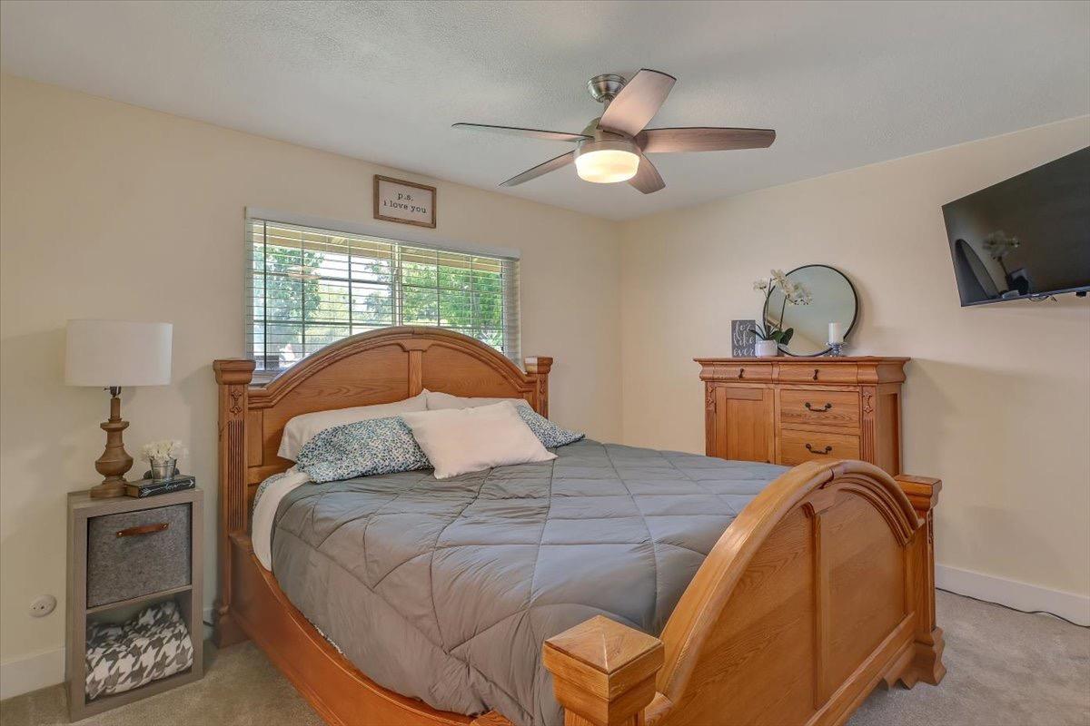 Orangevale, California, 95662, United States, 4 Bedrooms Bedrooms, ,2 BathroomsBathrooms,Residential,For Sale,1795396