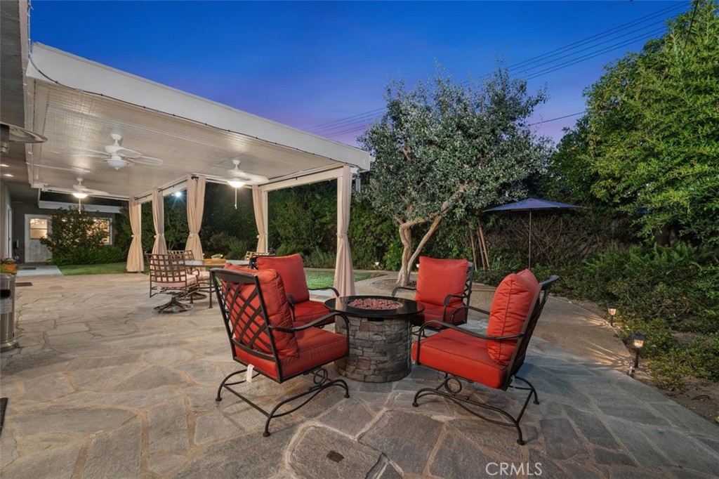 Woodland Hills, California, 91367, United States, 5 Bedrooms Bedrooms, ,3 BathroomsBathrooms,Residential,For Sale,1907450